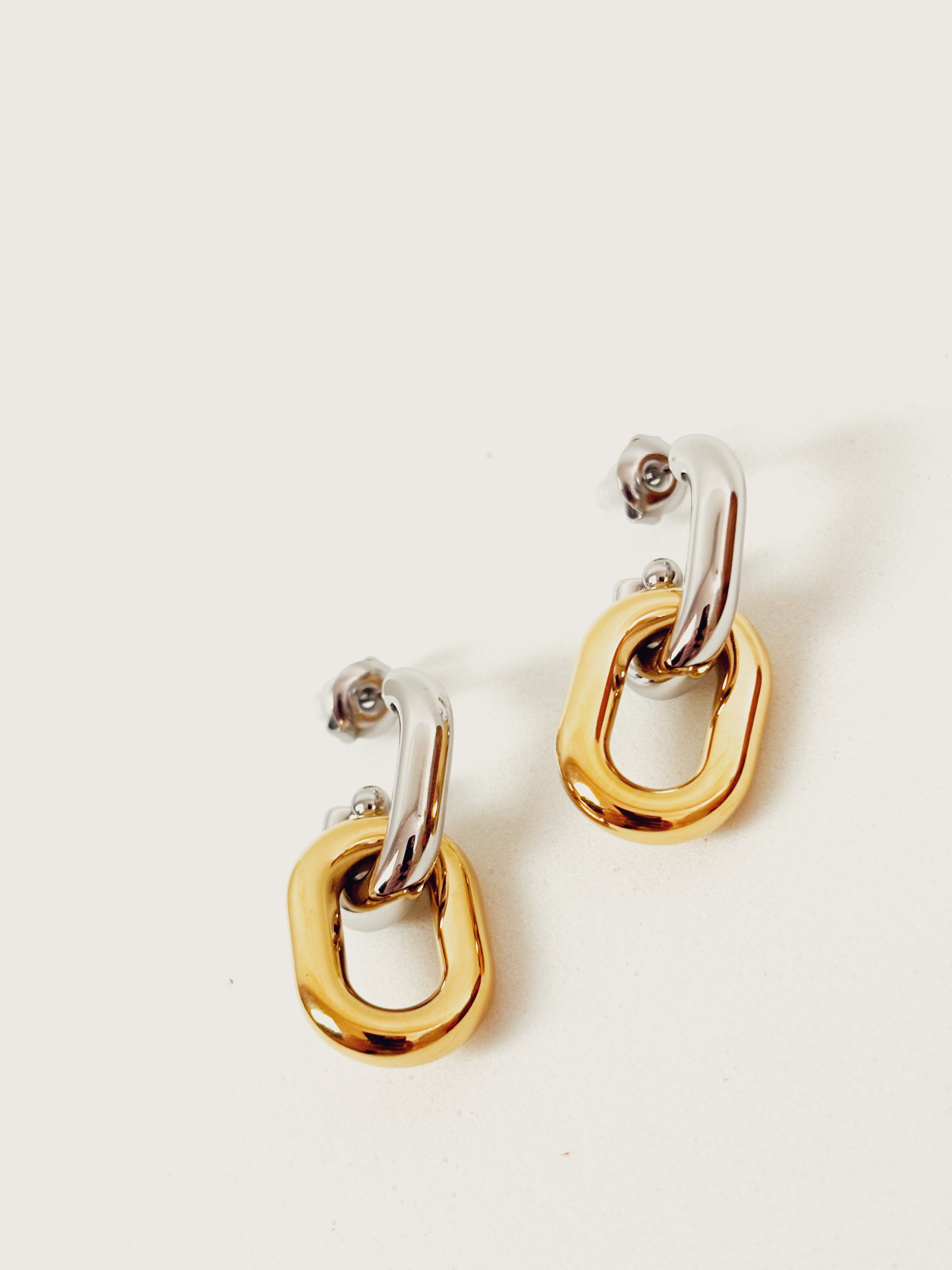 Brinco Lunaris - Banhado a Ouro 18K