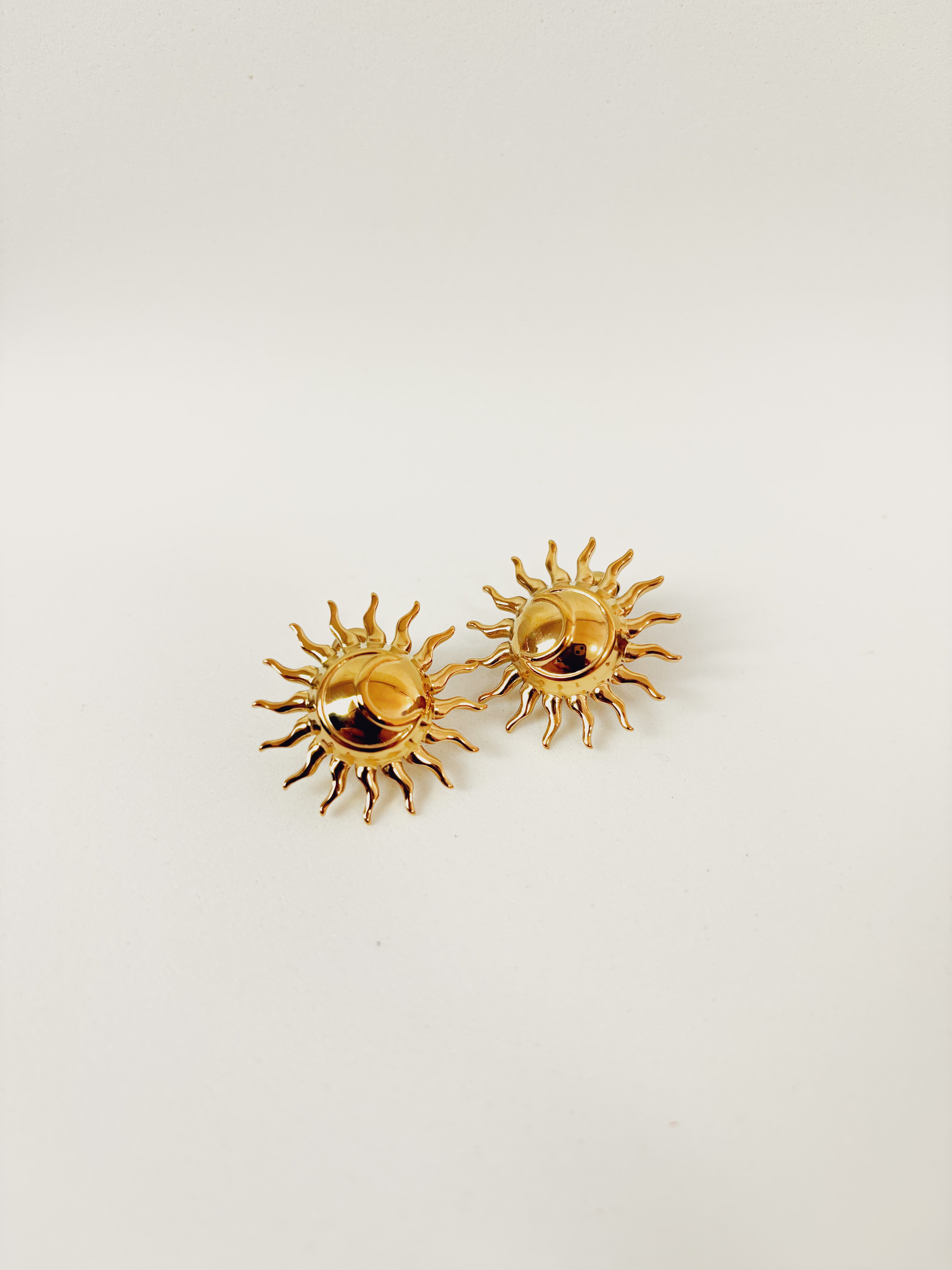 Brinco Elryon - Banhado a Ouro 18K