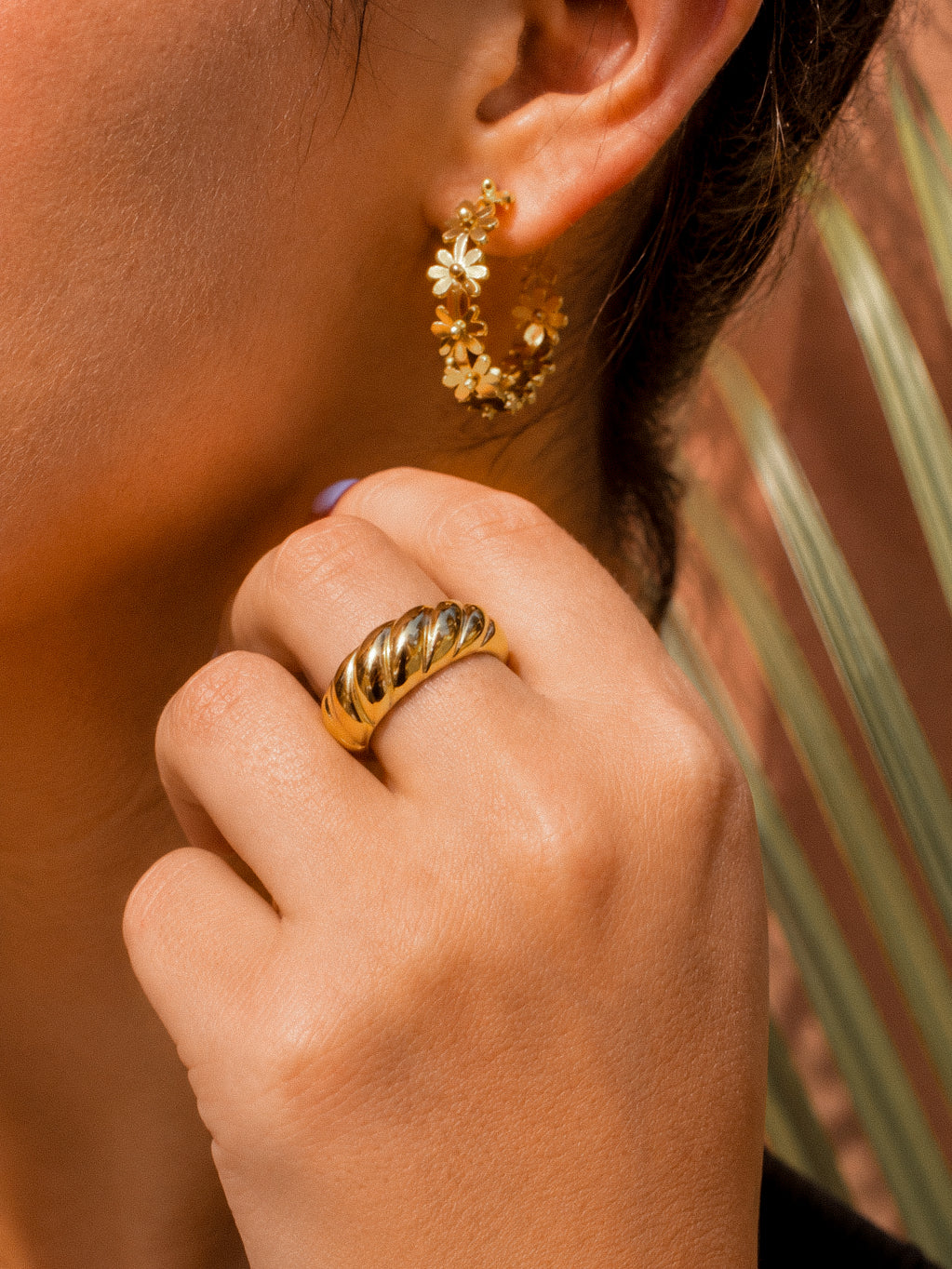 Anel Zeralyra - Banhado a Ouro 18K