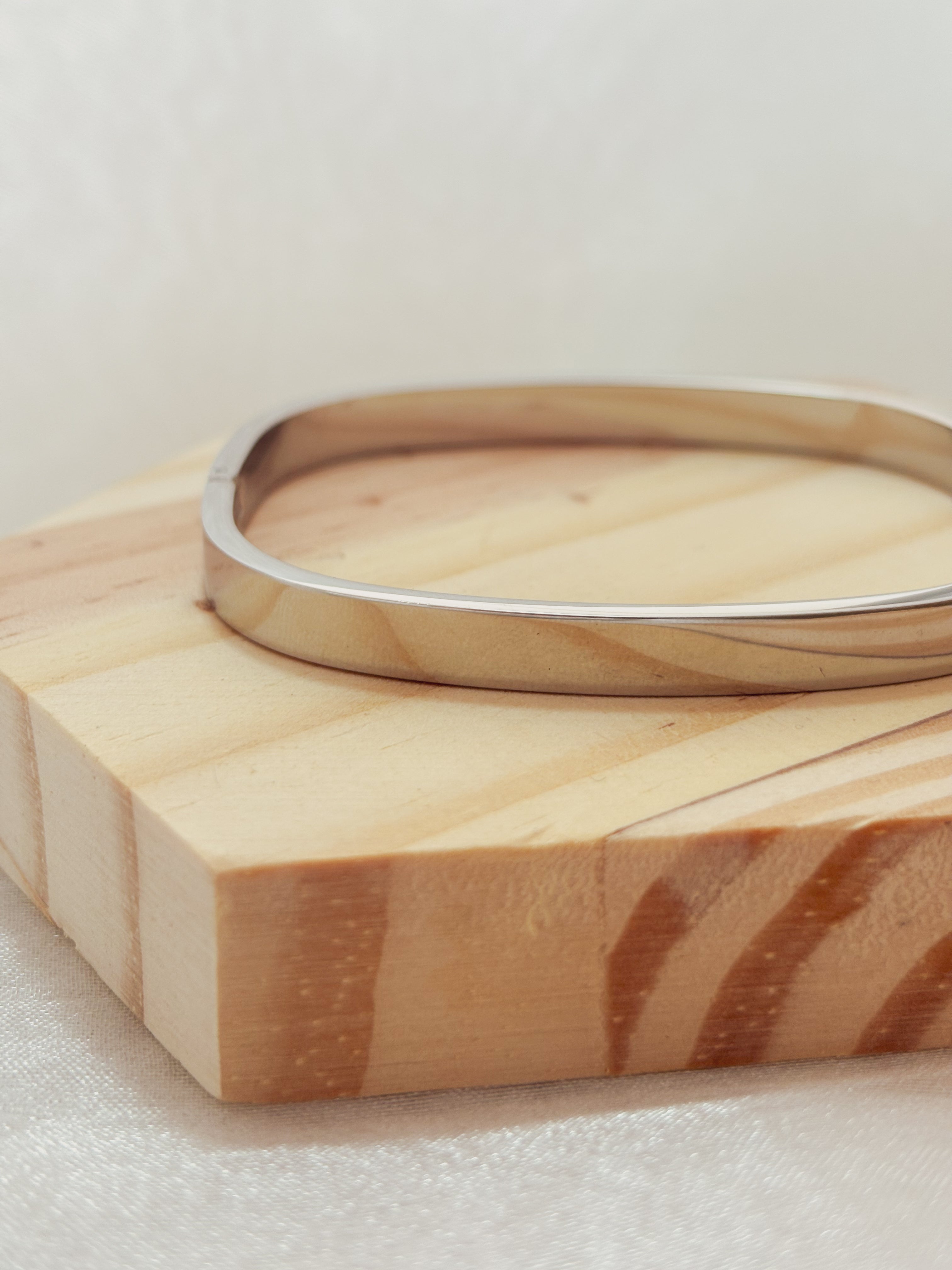 Bracelete Korvessa - Prata