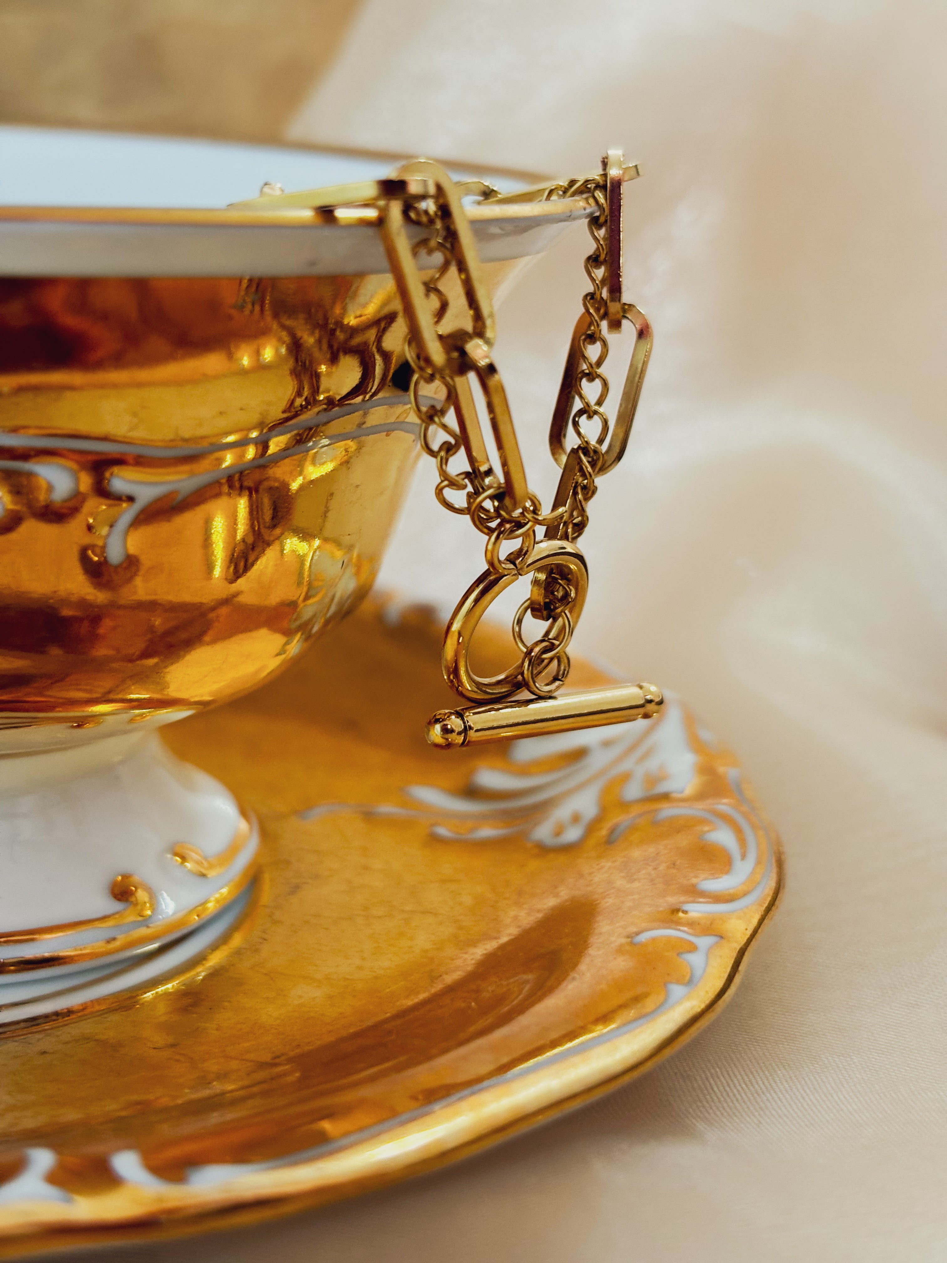 Pulseira Nelyra - Banhada a Ouro 18K