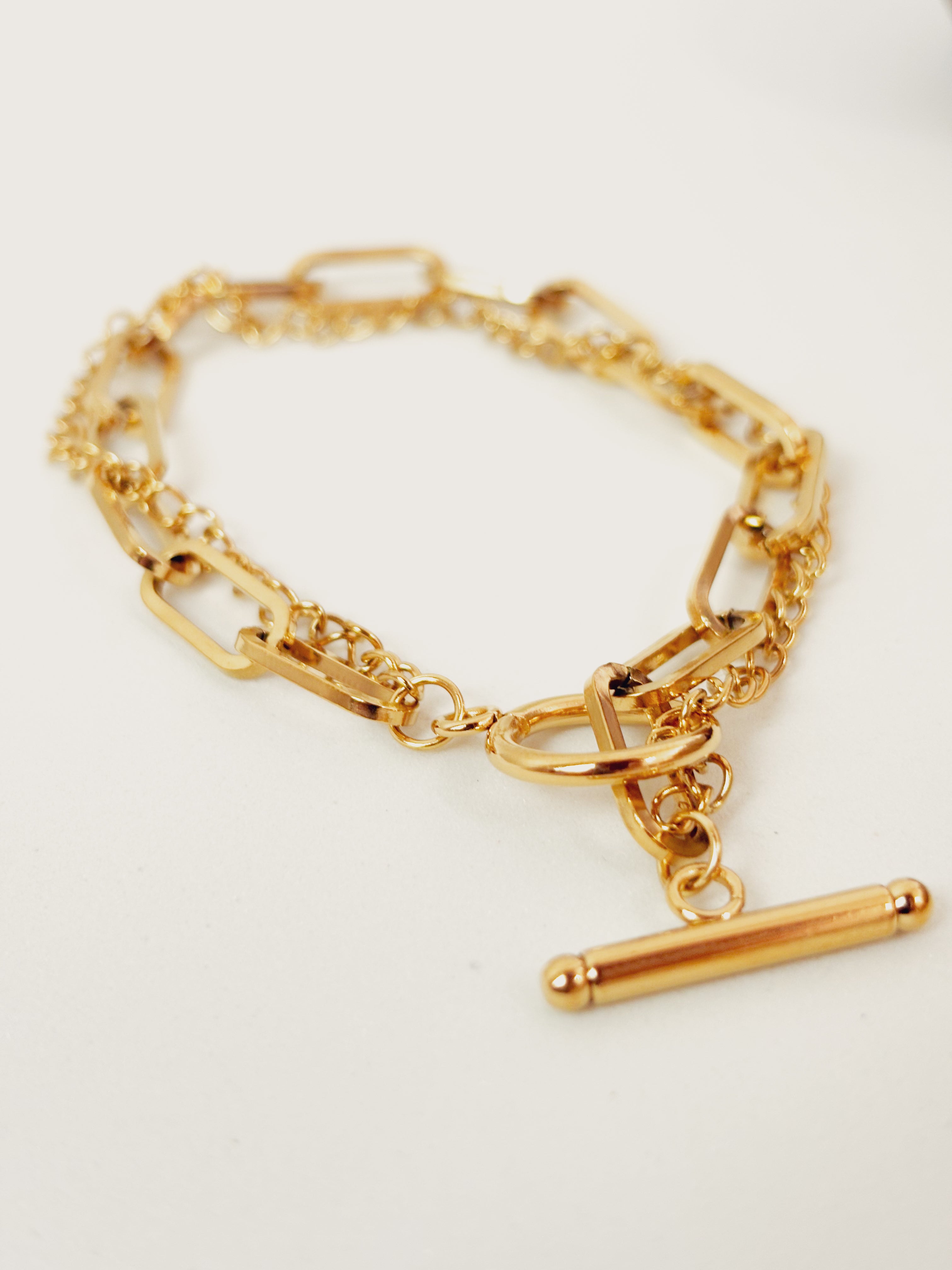 Pulseira Nelyra - Banhada a Ouro 18K