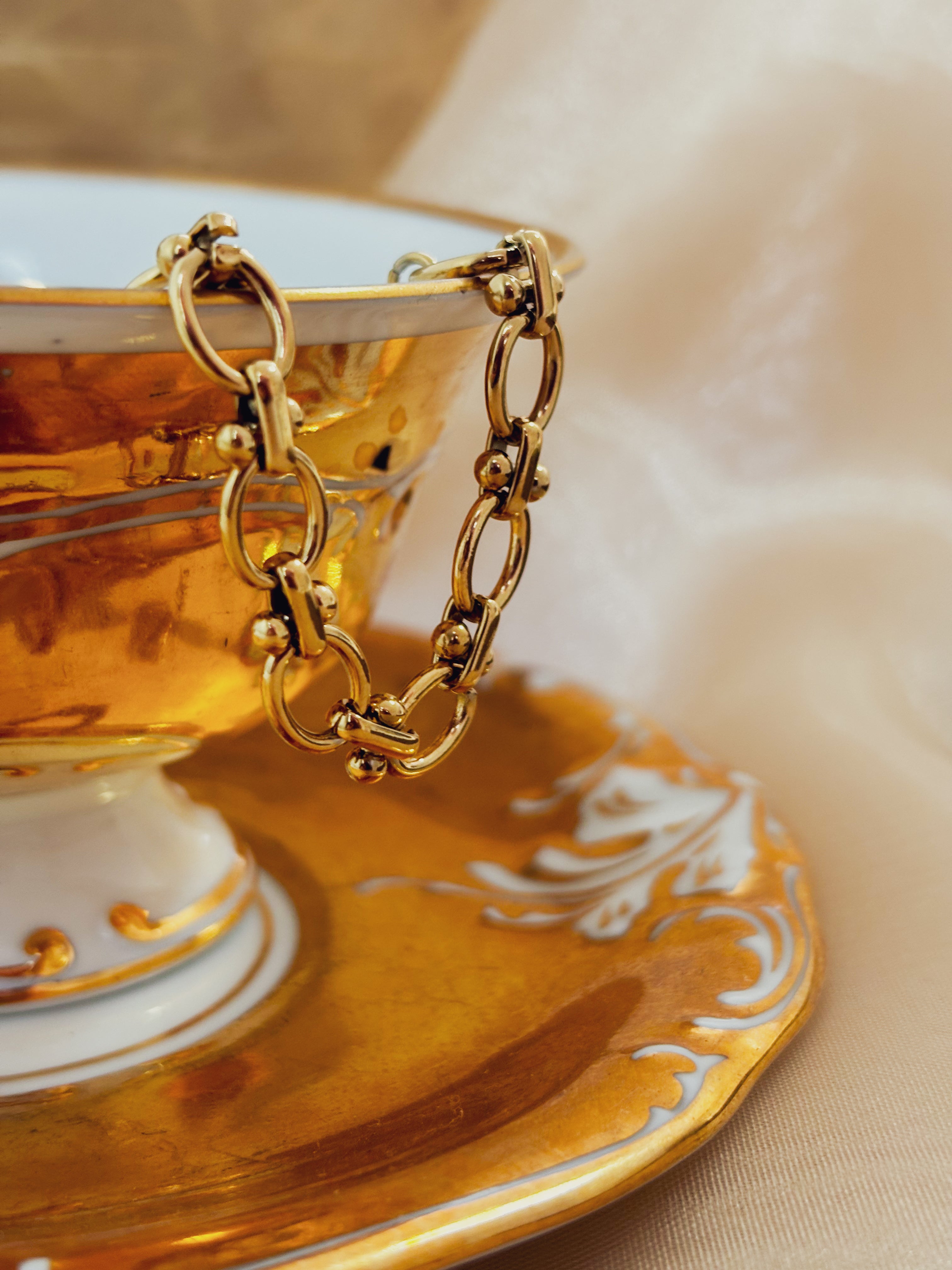 Pulseira Velnoria - Banhado a Ouro 18K