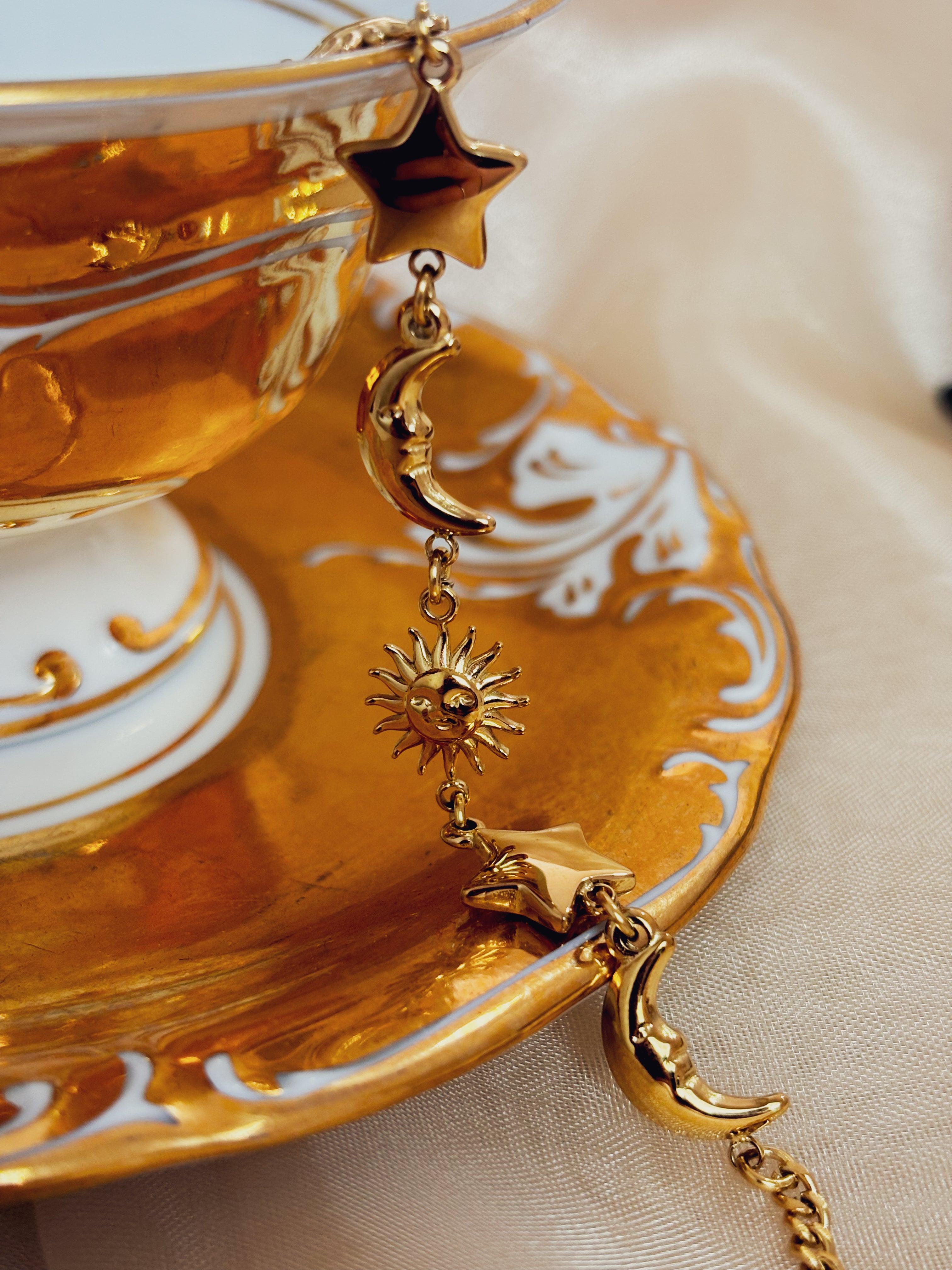 Pulseira Alverine - Banhada a Ouro 18K