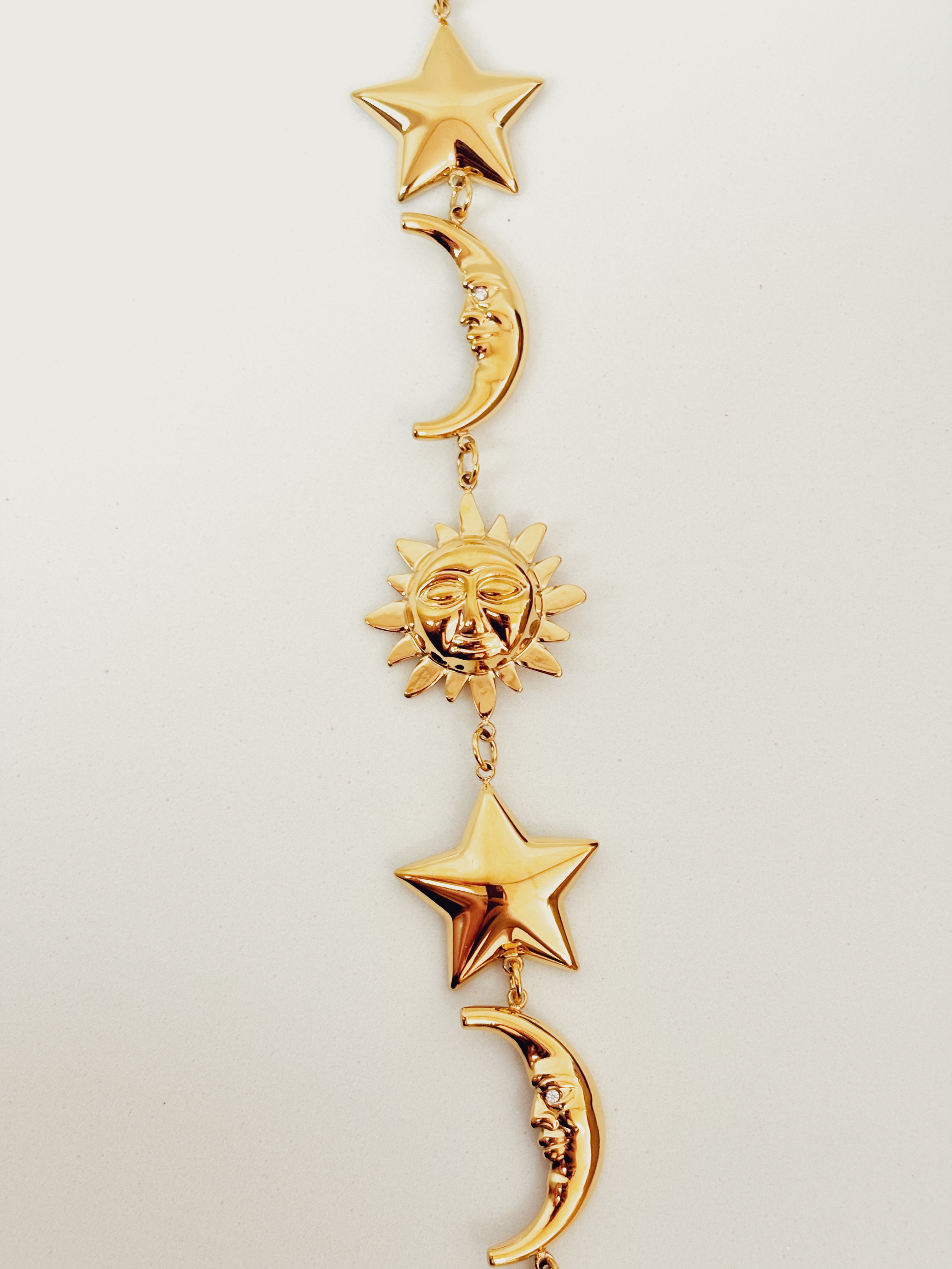 Pulseira Elyra - Banhada a Ouro 18K