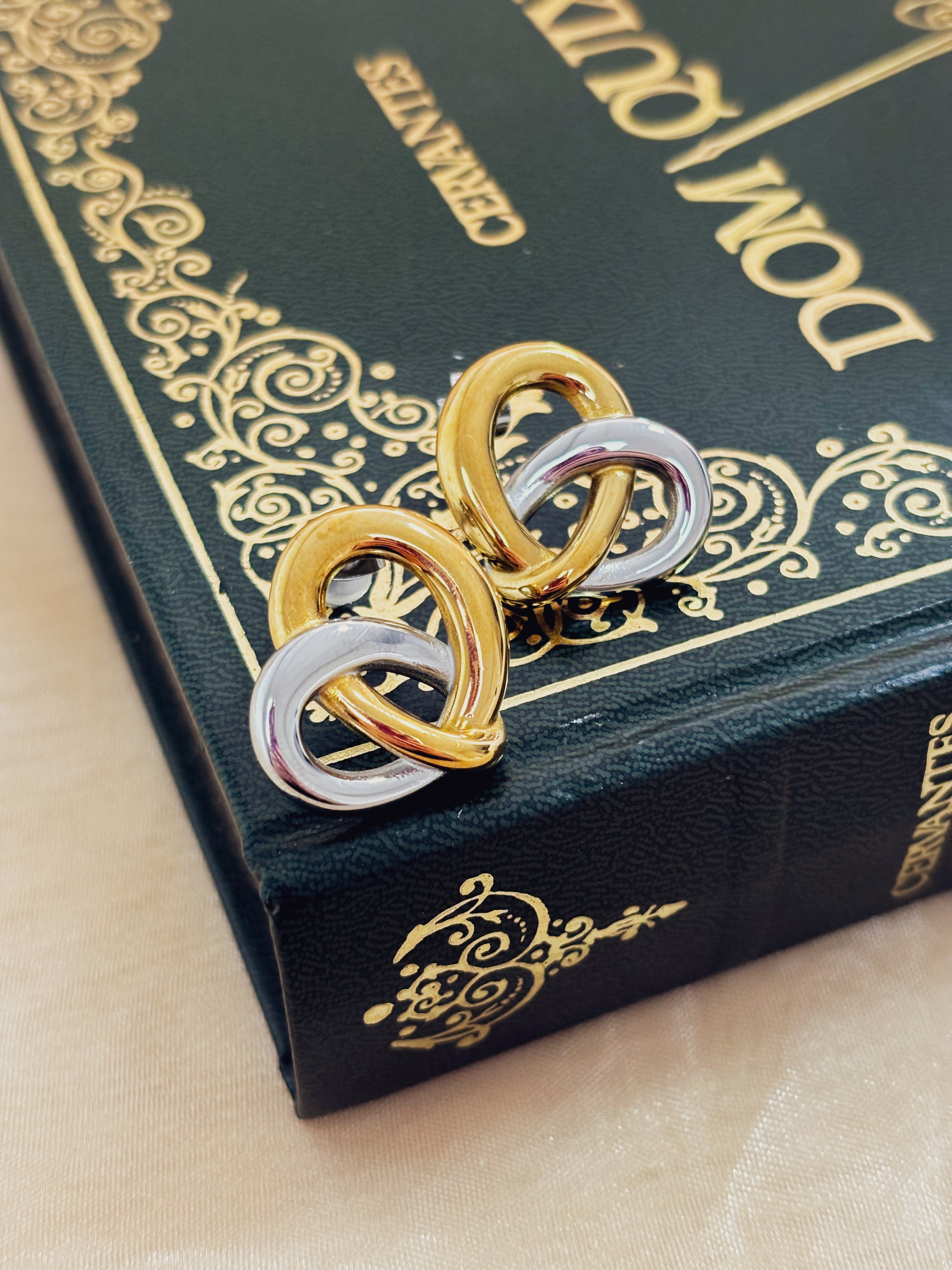 Brinco Cassyra - Banhado a Ouro 18K