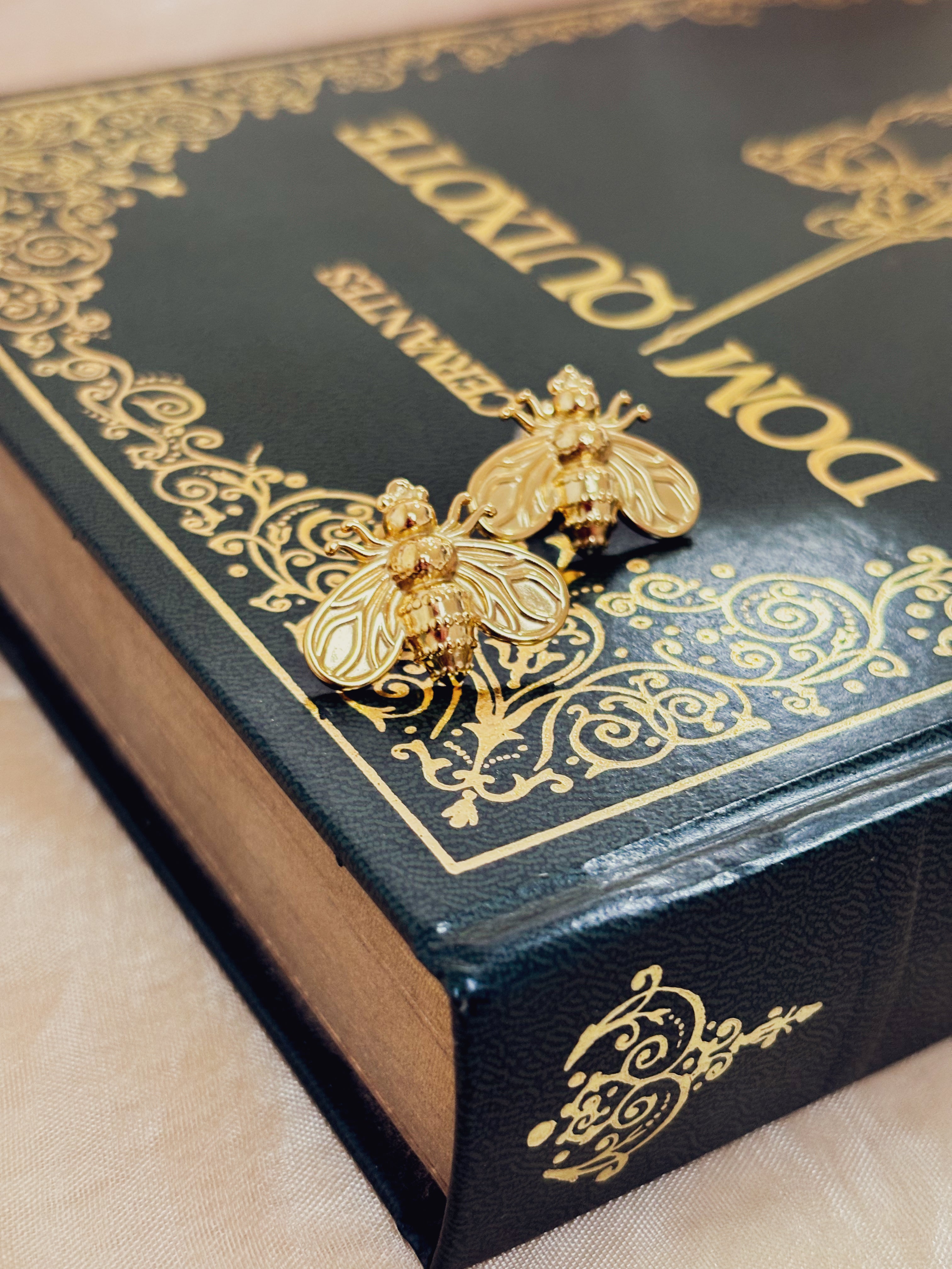 Brinco Orvynor - Banhado a Ouro 18K