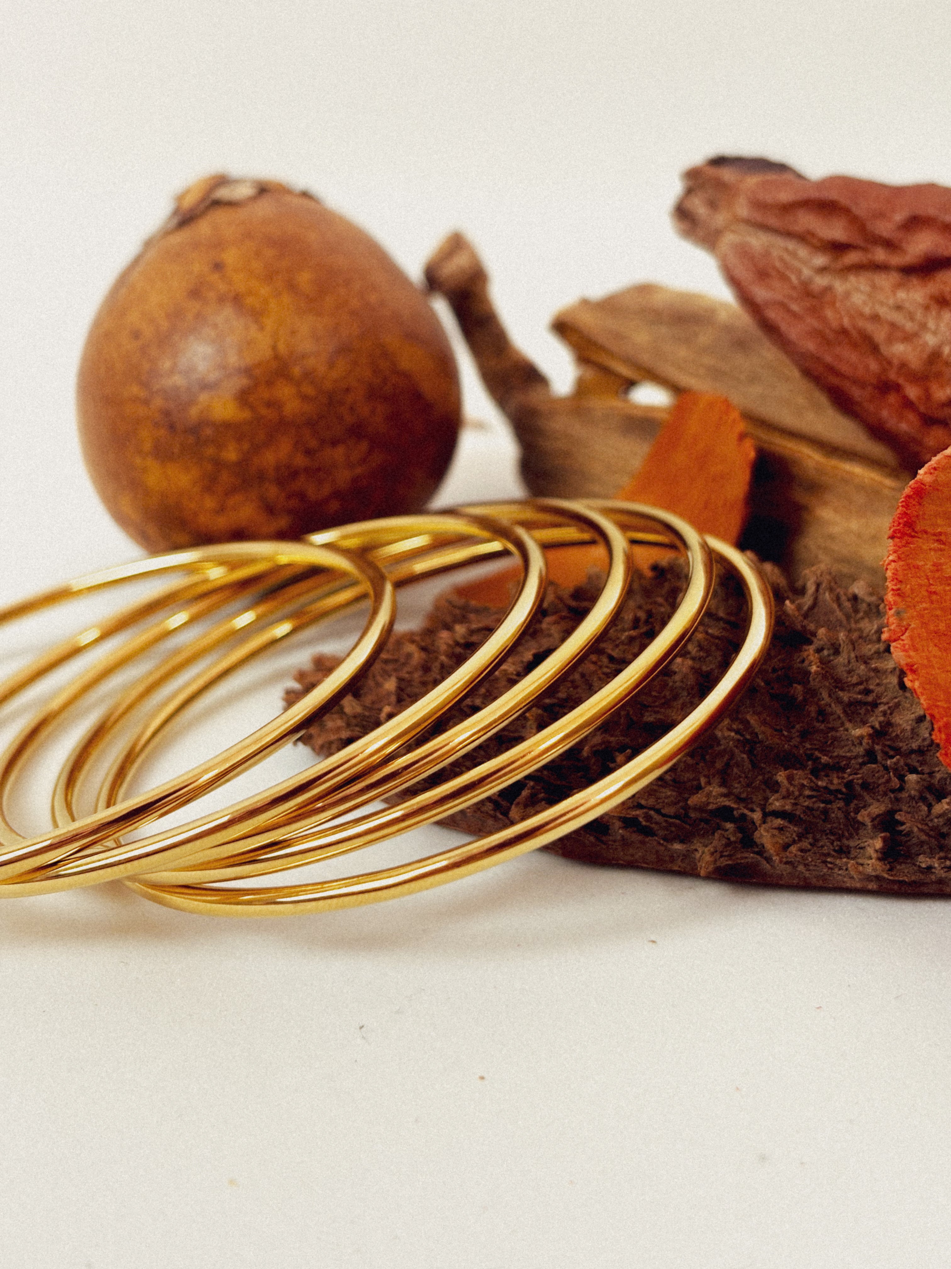 Pulseira Domenia - Banhada a Ouro 18K