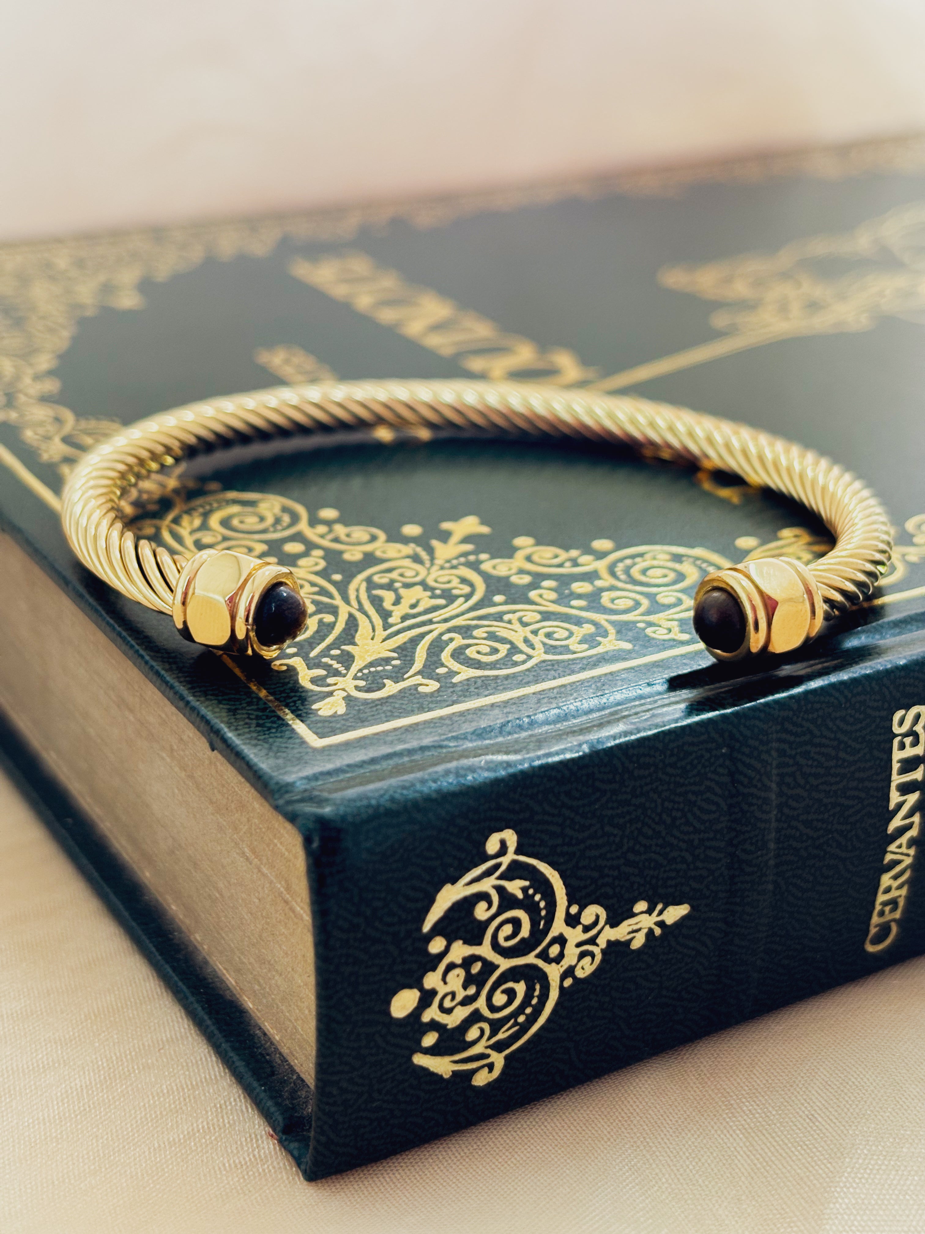 Bracelete Veyloris - Banhado a Ouro 18K