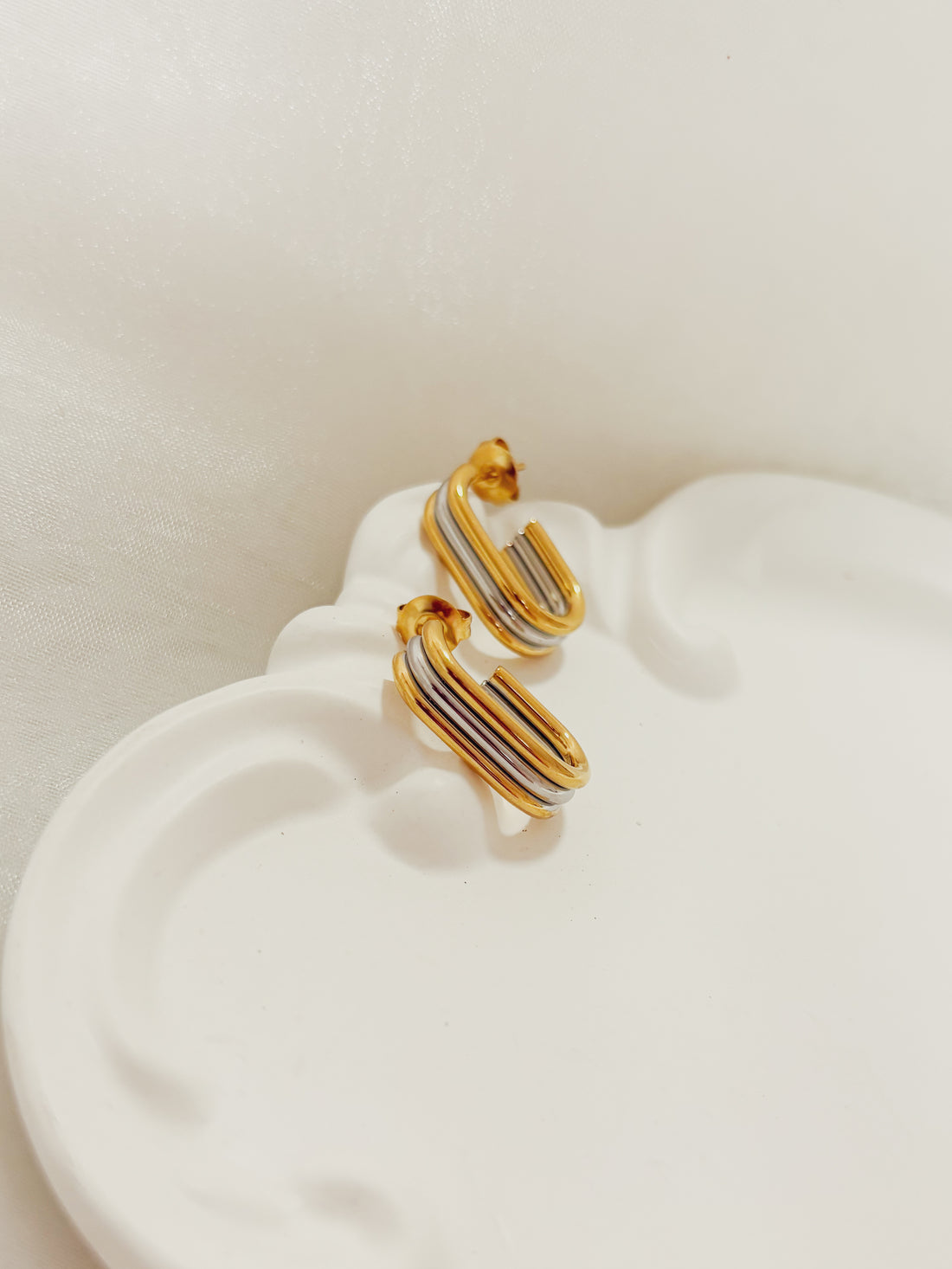 Brinco Elyntor - Banhado a Ouro 18K