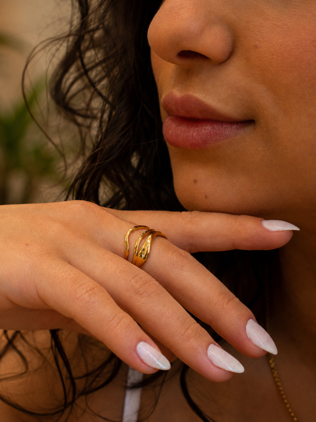 Anel Venlyra - Banhado a Ouro 18K