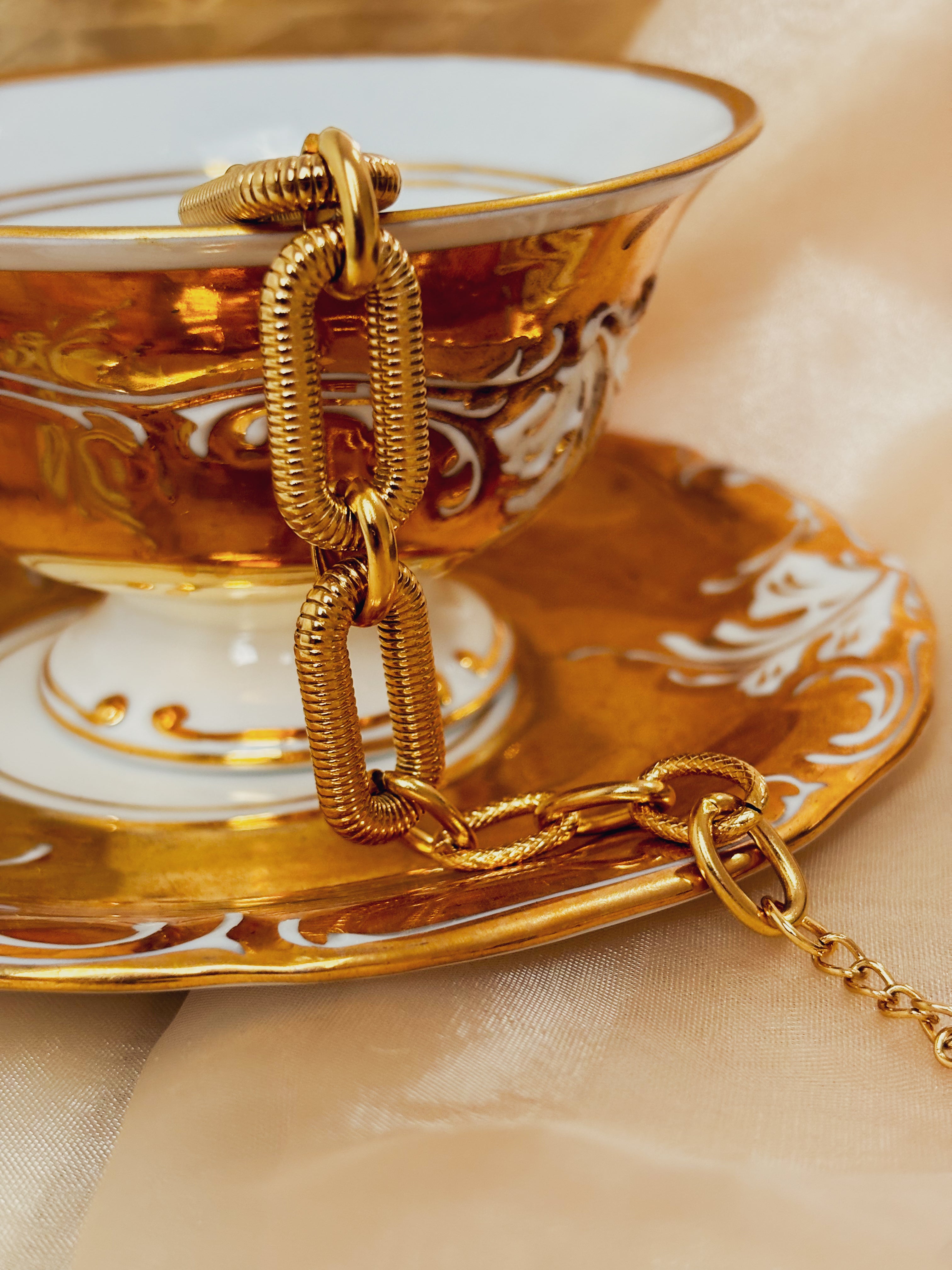 Pulseira Solynor - Banhada a Ouro 18K