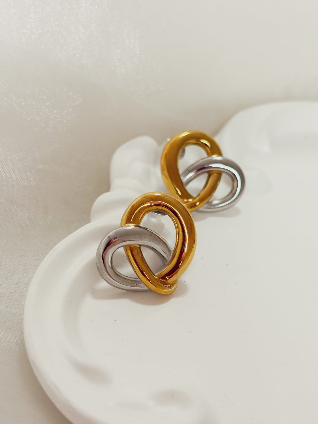 Brinco Cassyra - Banhado a Ouro 18K