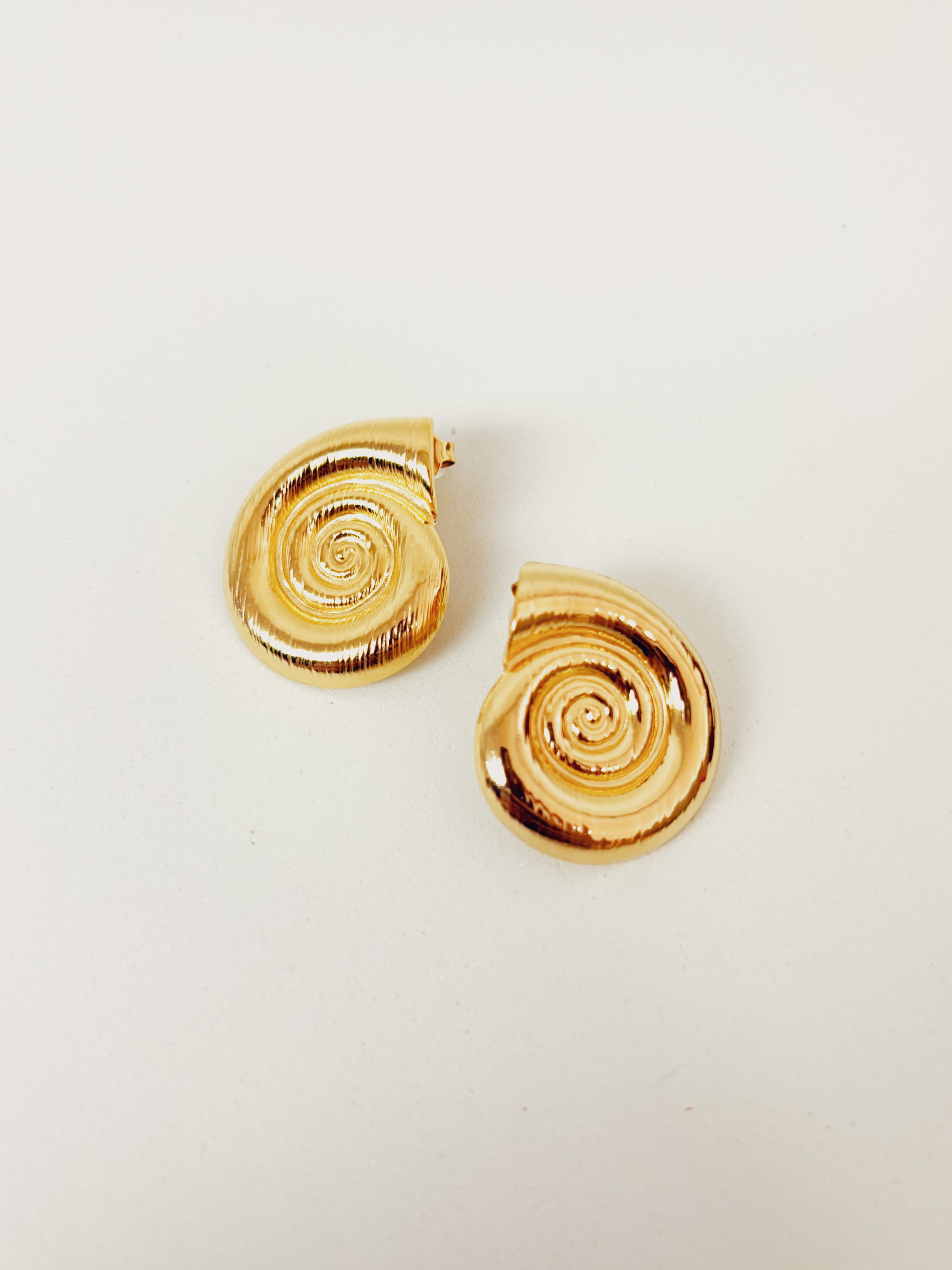 Brinco Sylorra - Banhado a Ouro 18K