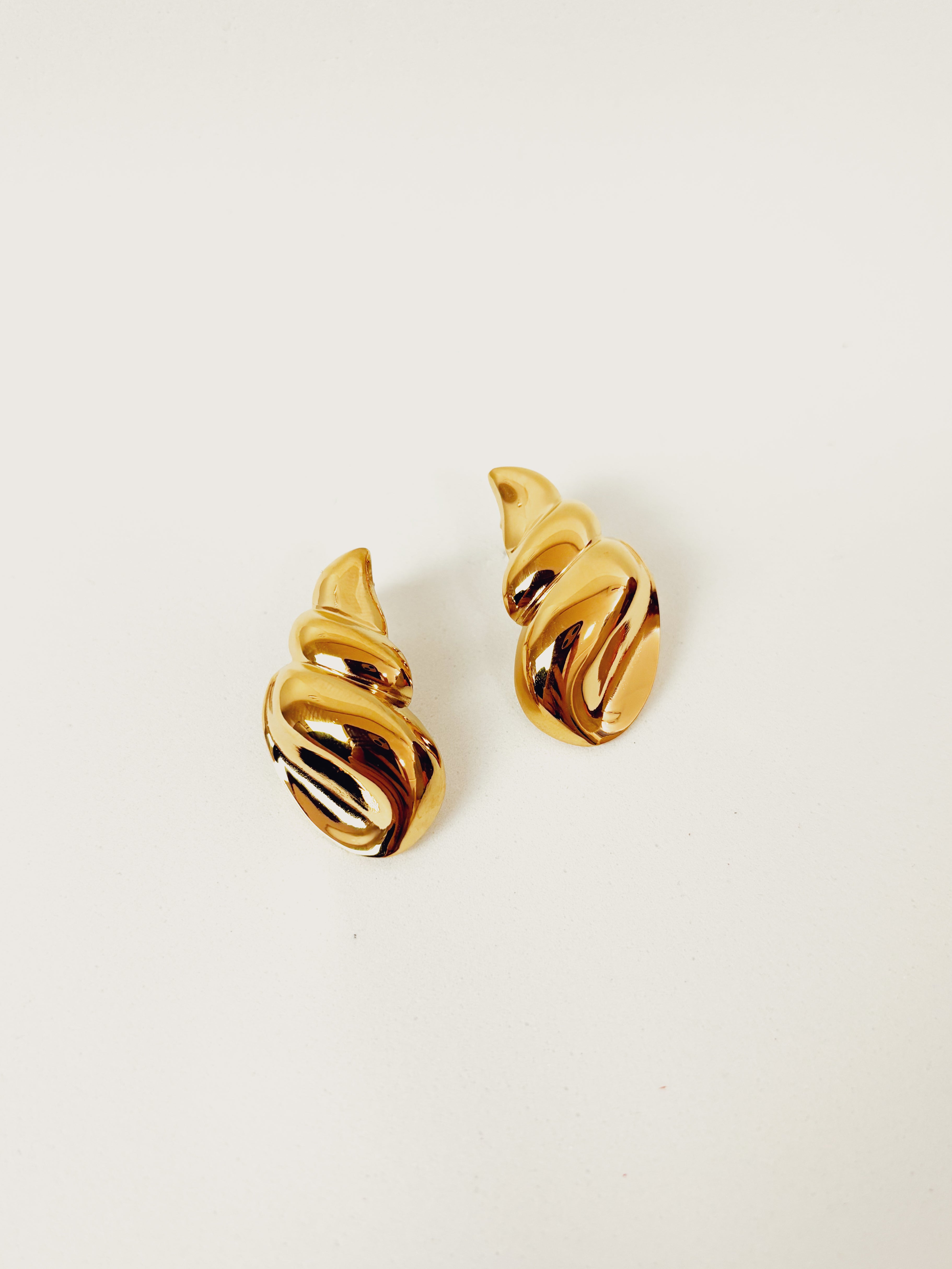 Brinco Quirelia - Banhado a Ouro 18K