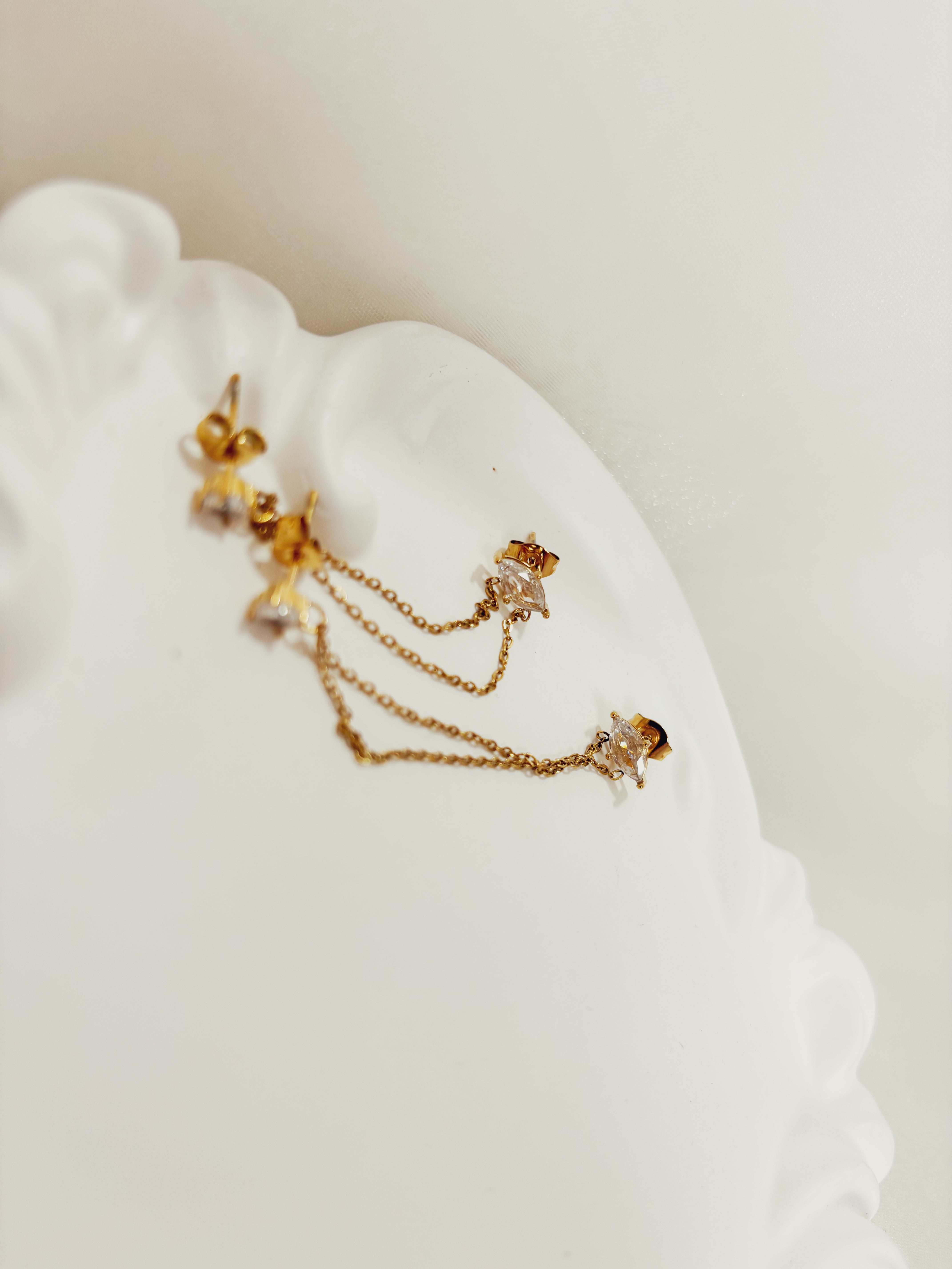 Brinco Kryvelis - Banhado a Ouro 18K