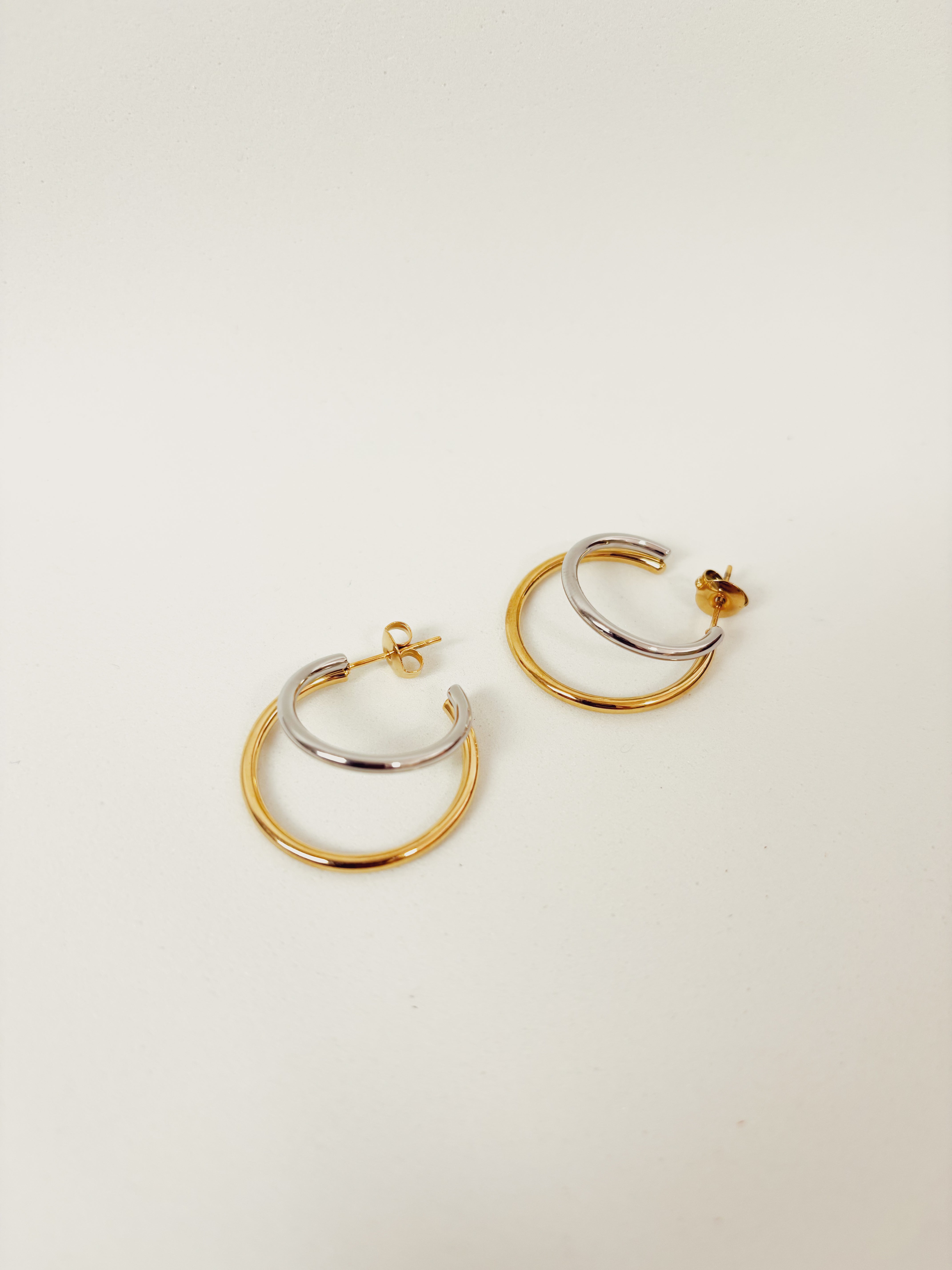 Brinco Myrissae - Banhado a Ouro 18K