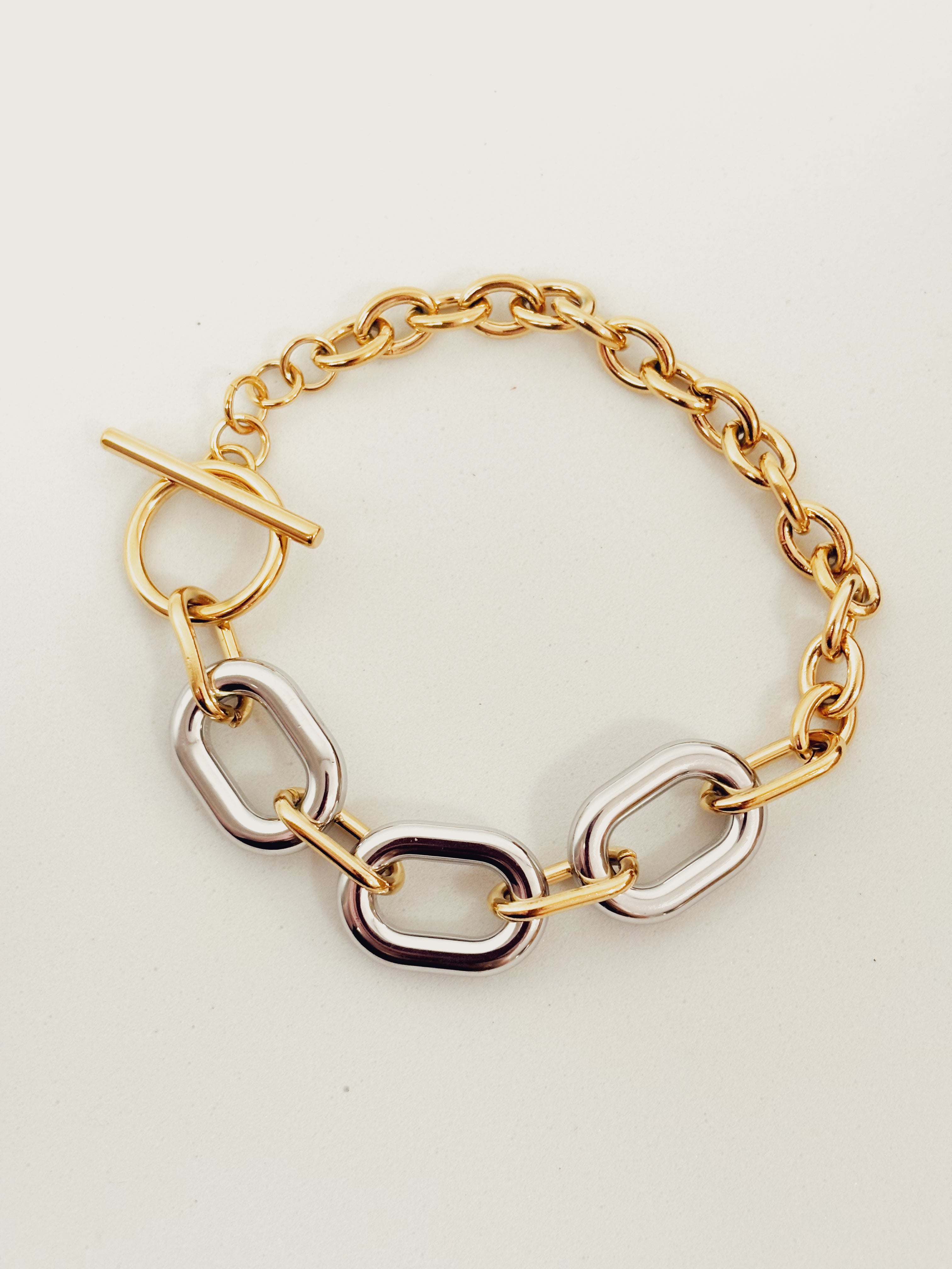 Pulseira Elvaron - Banhado a Ouro 18K