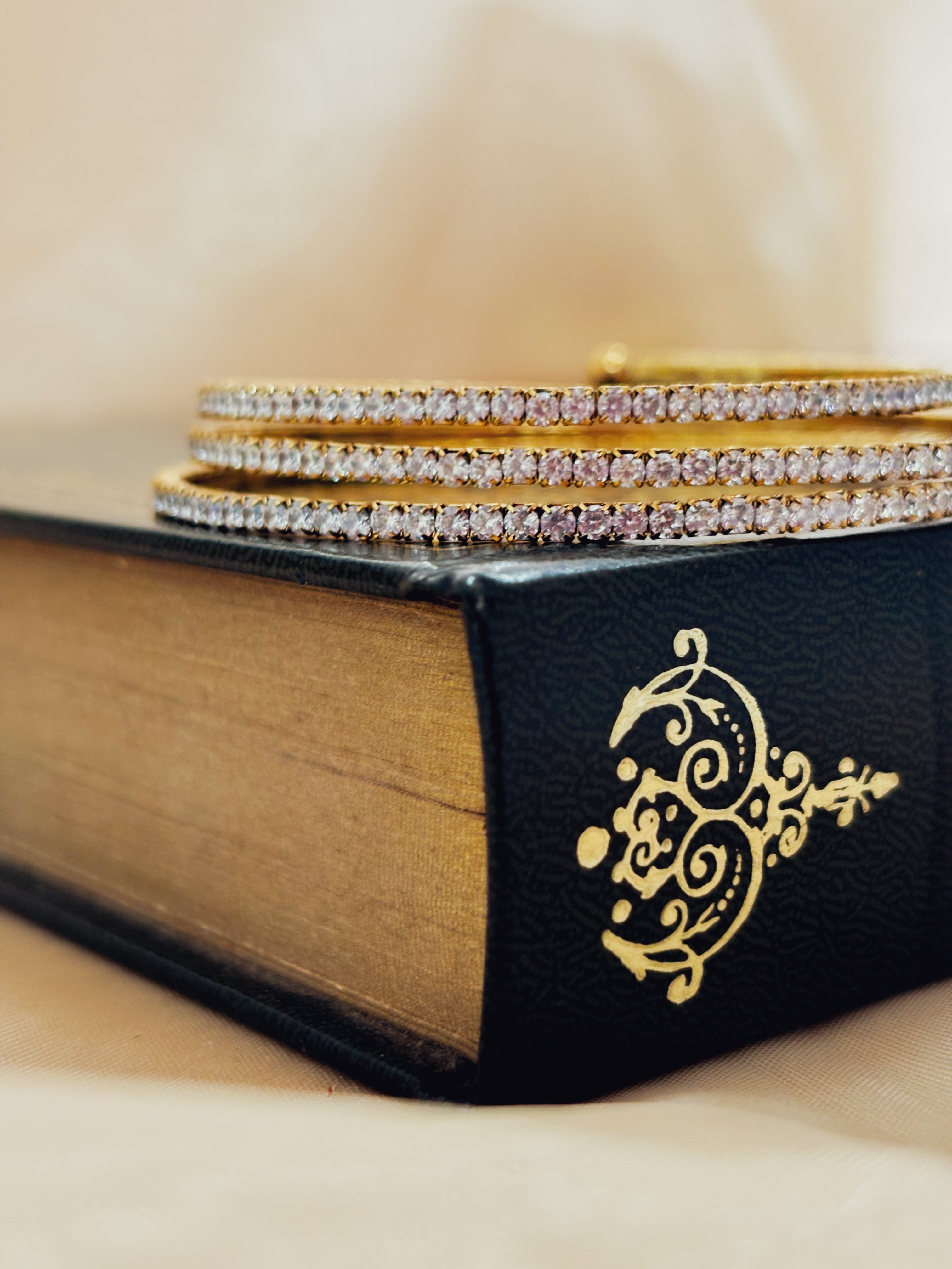 Bracelete Nivorae - Banhado a Ouro 18K