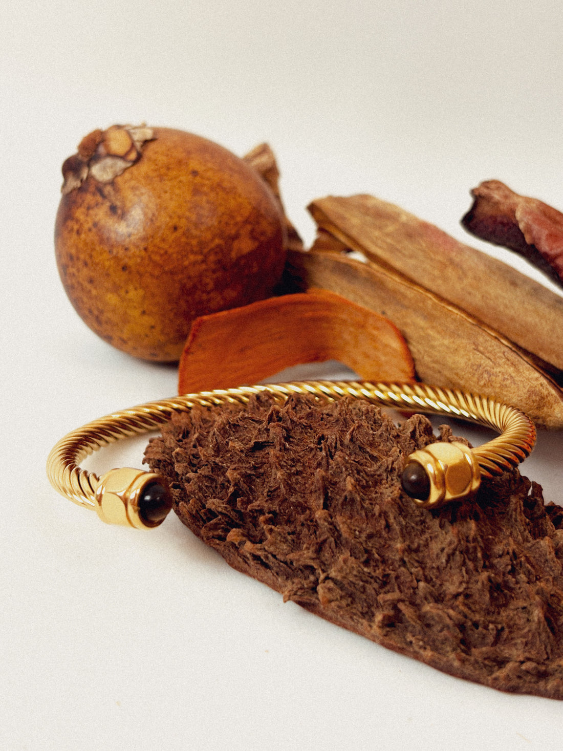 Bracelete Veyloris - Banhado a Ouro 18K