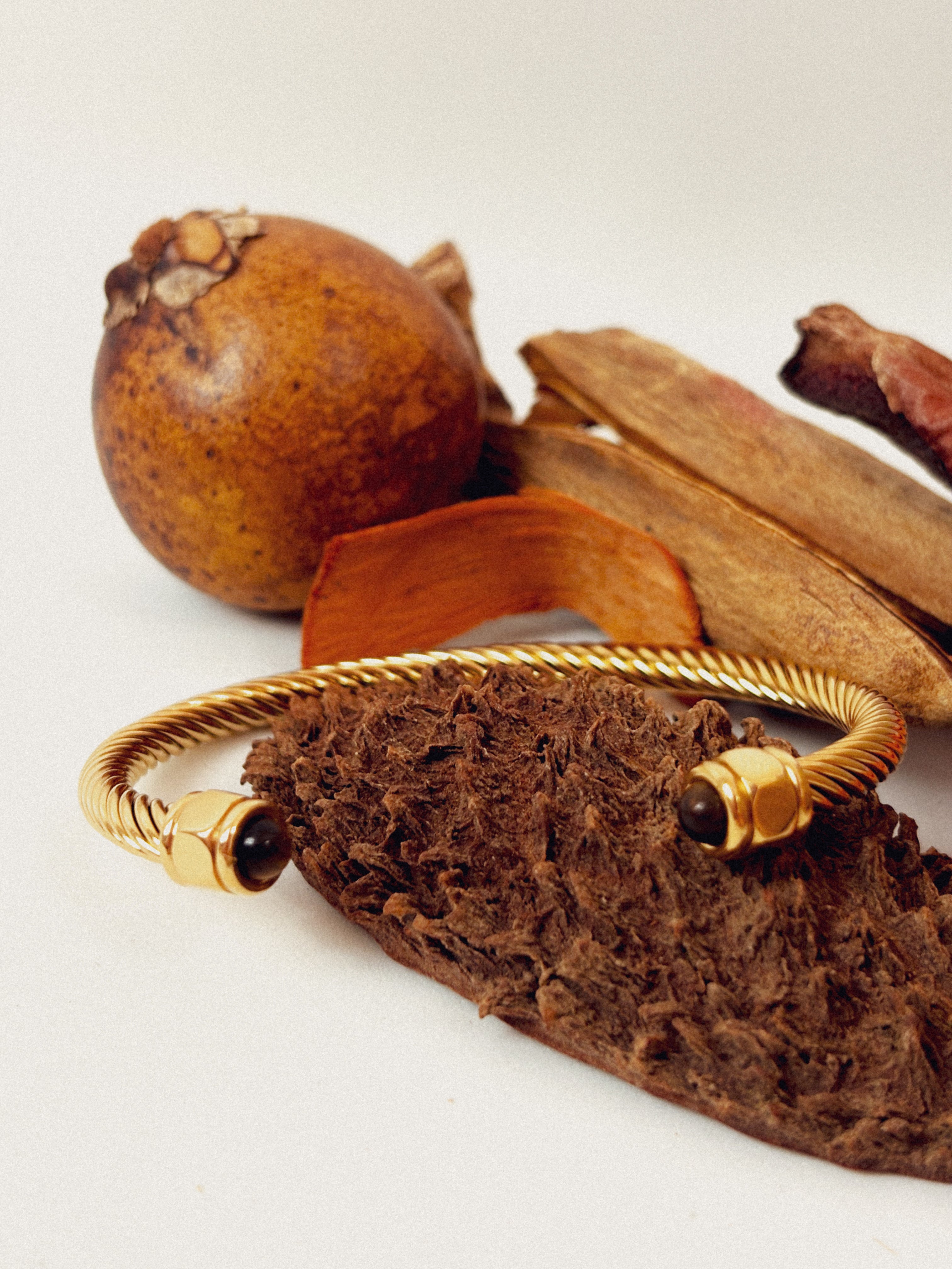 Bracelete Veyloris - Banhado a Ouro 18K