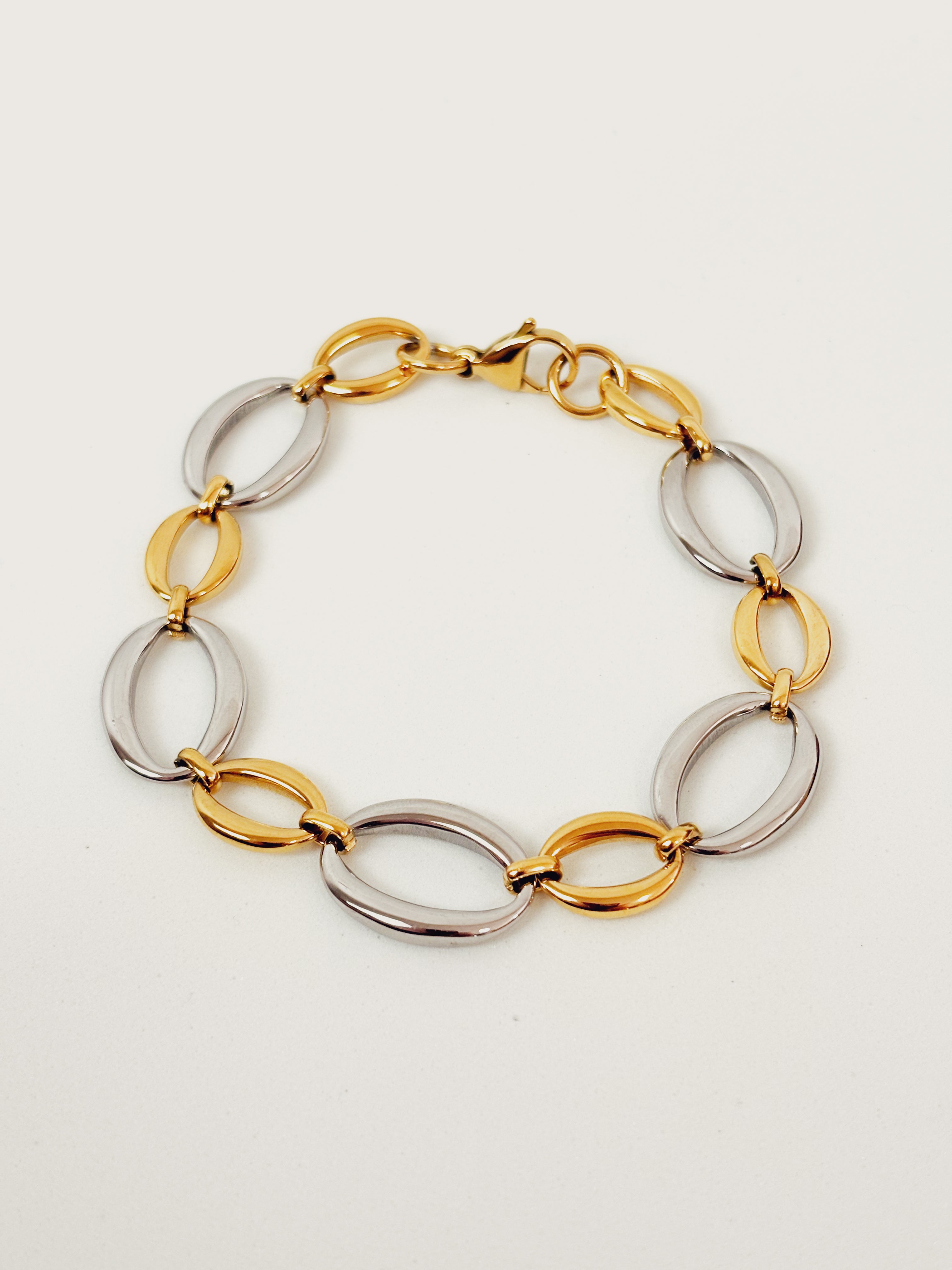 Pulseira Novyra - Banhado a Ouro 18K