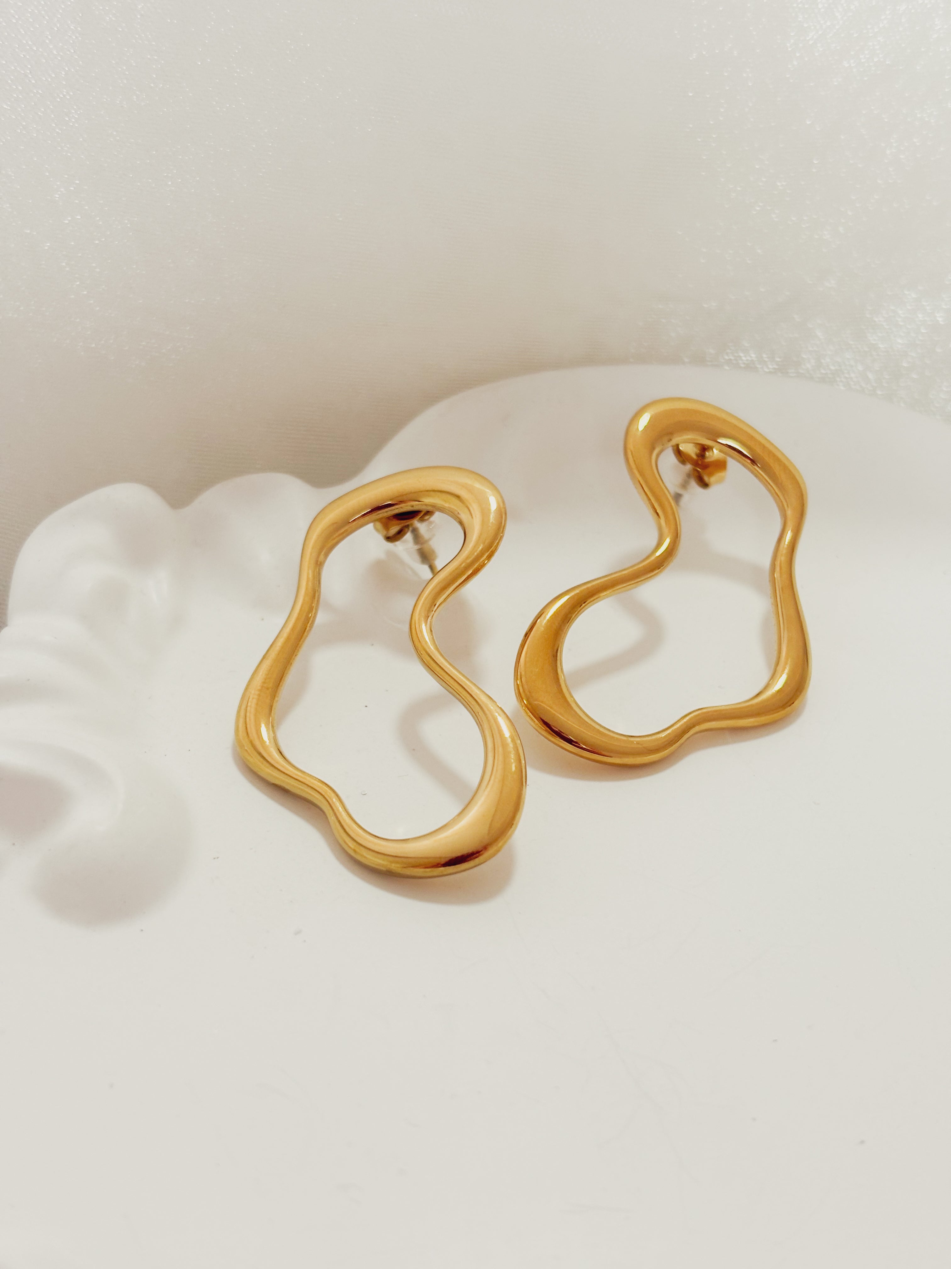 Brinco Zerionne - Banhado a Ouro 18K