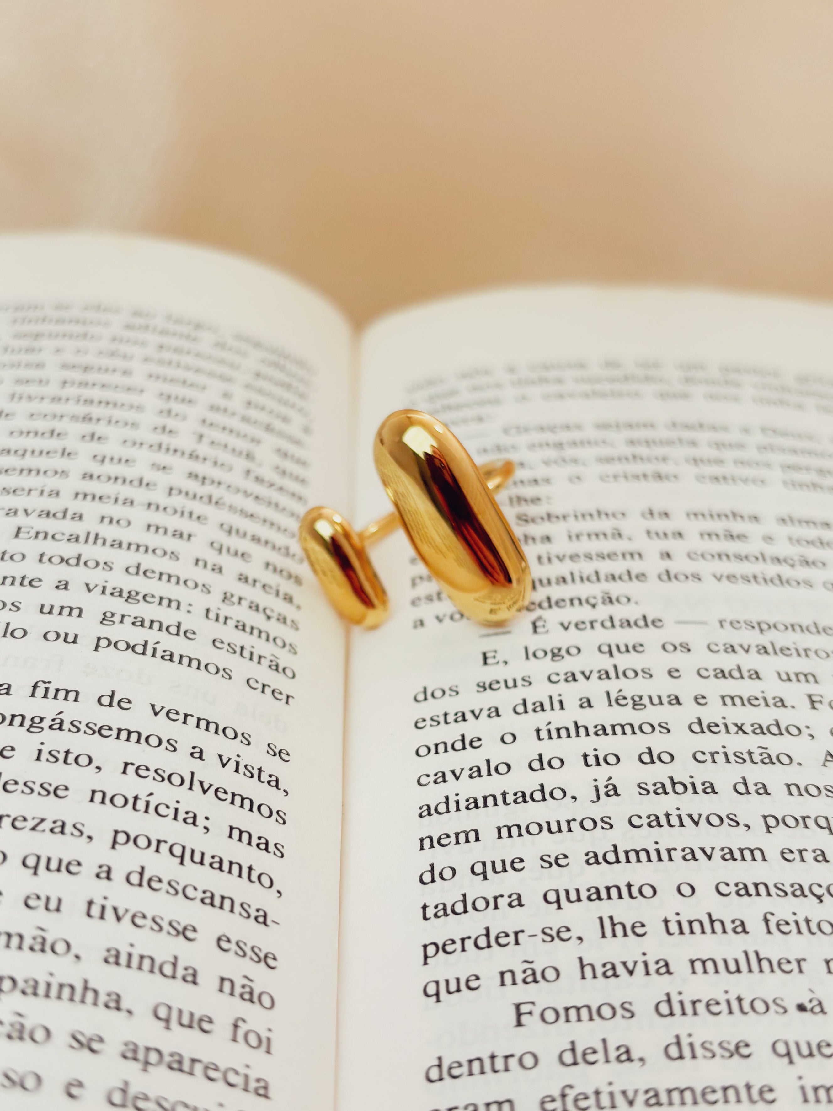 Anel Serenne - Banhado a Ouro 18K