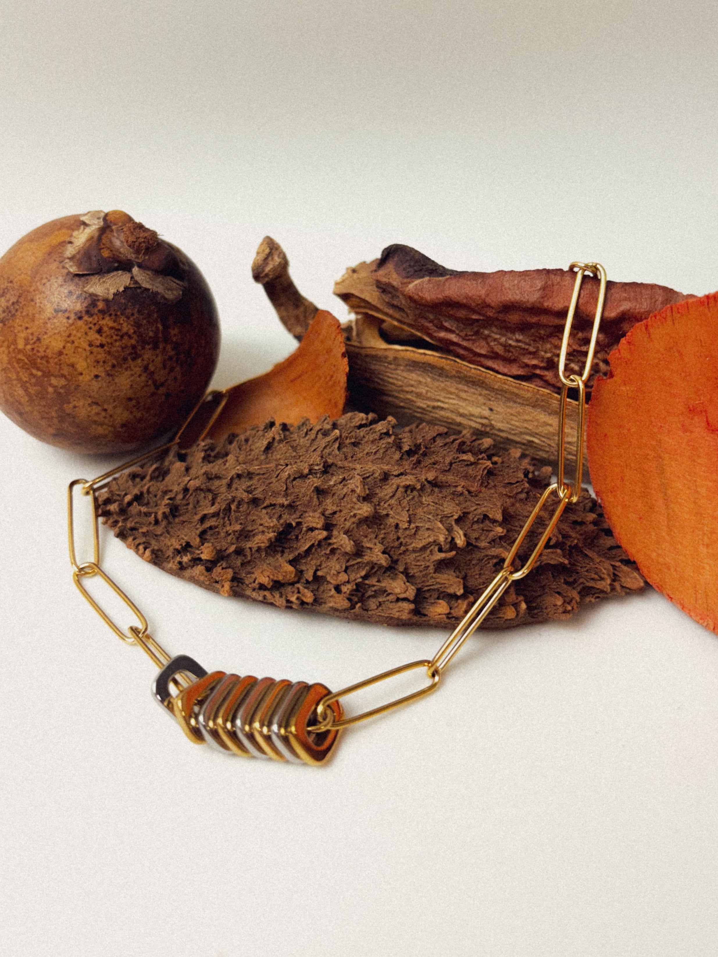 Colar Calenne - Banhado a Ouro 18K