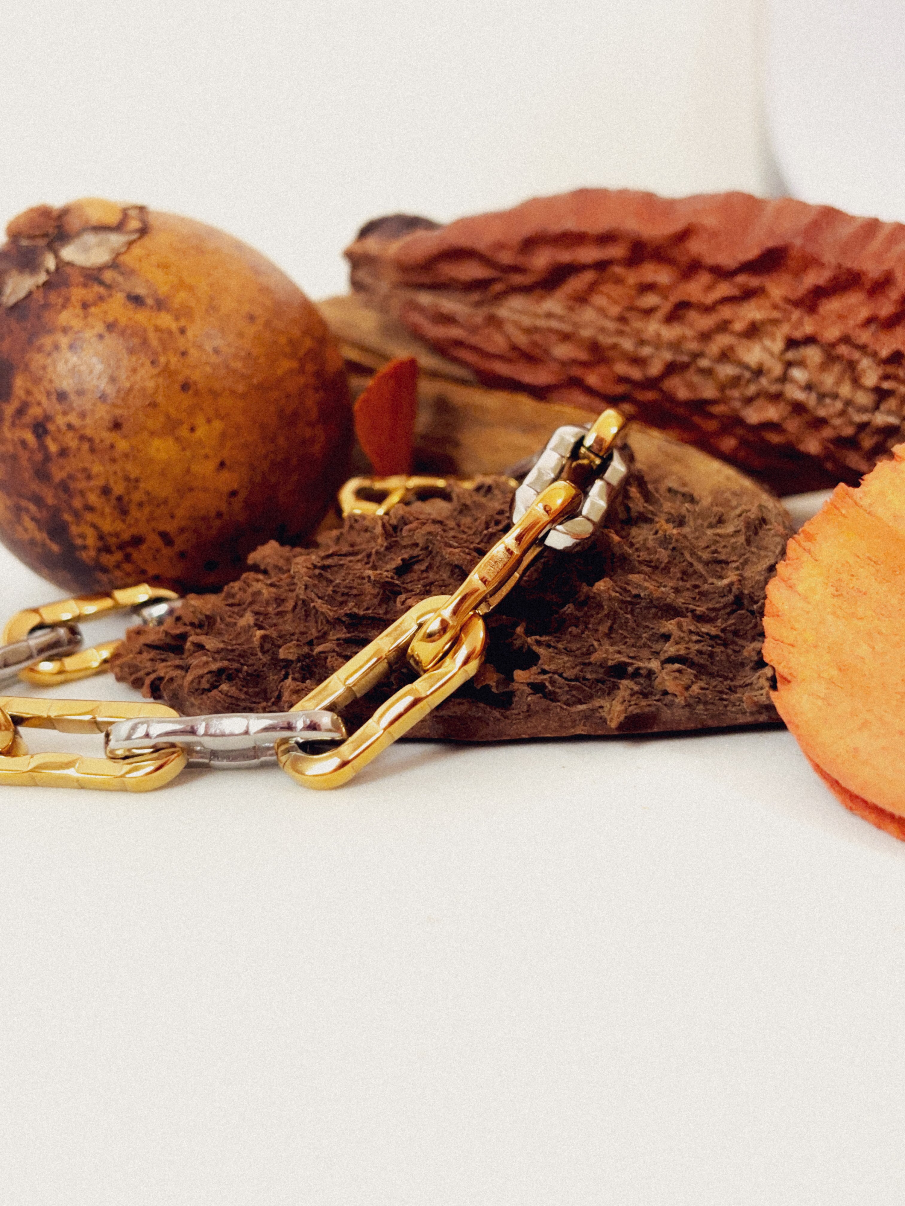 Pulseira Kaelora - Banhada a Ouro 18K