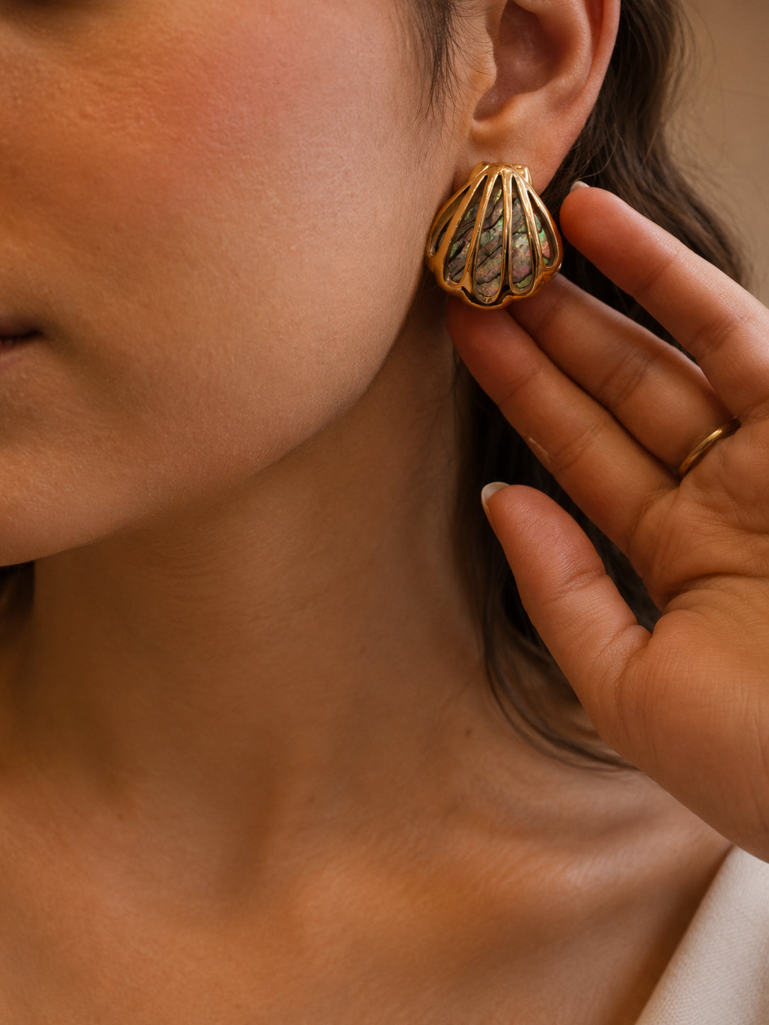 Brinco Veyra - Banhado a Ouro 18K