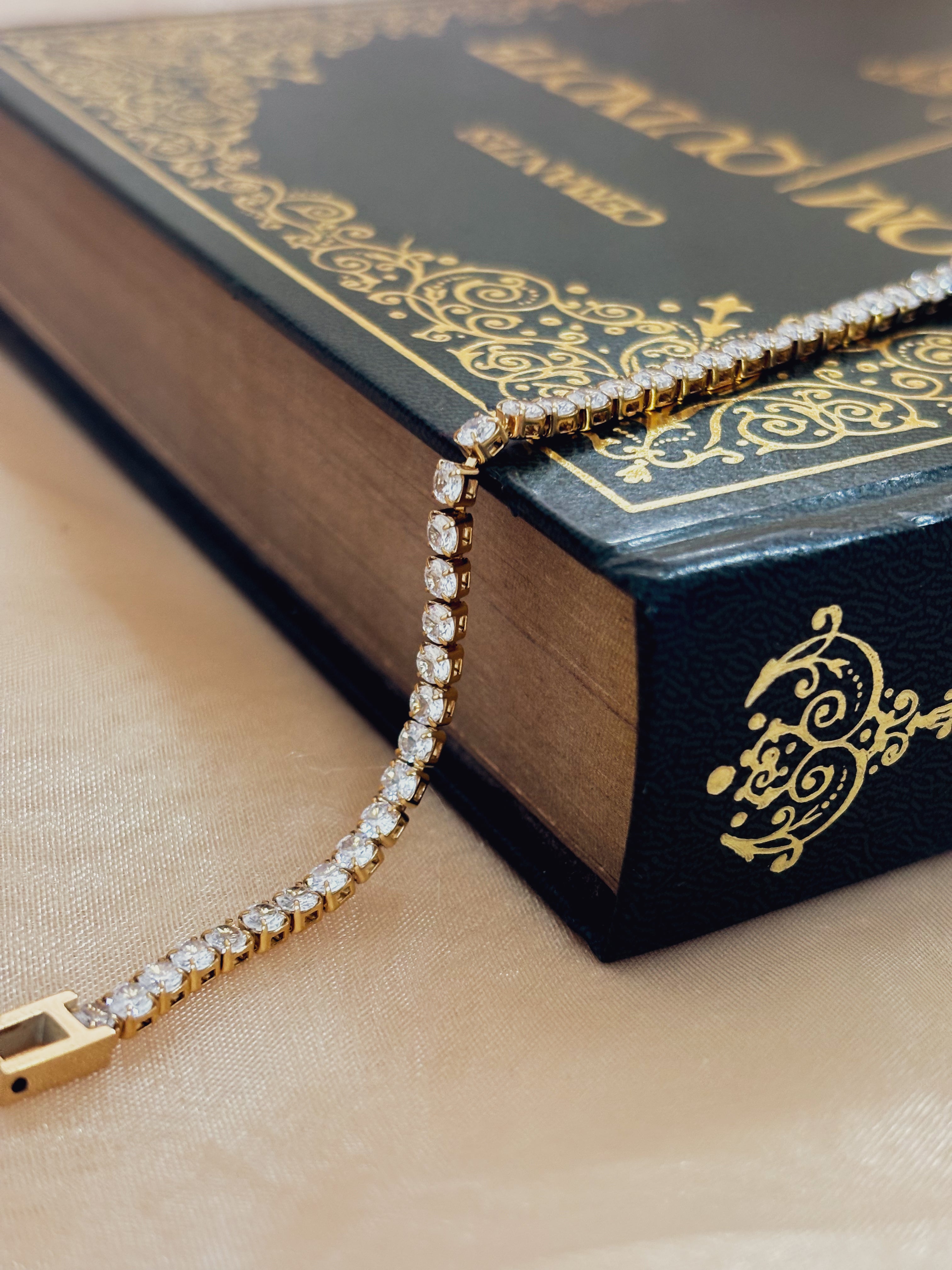 Pulseira Ayselle - Banhada a Ouro 18K