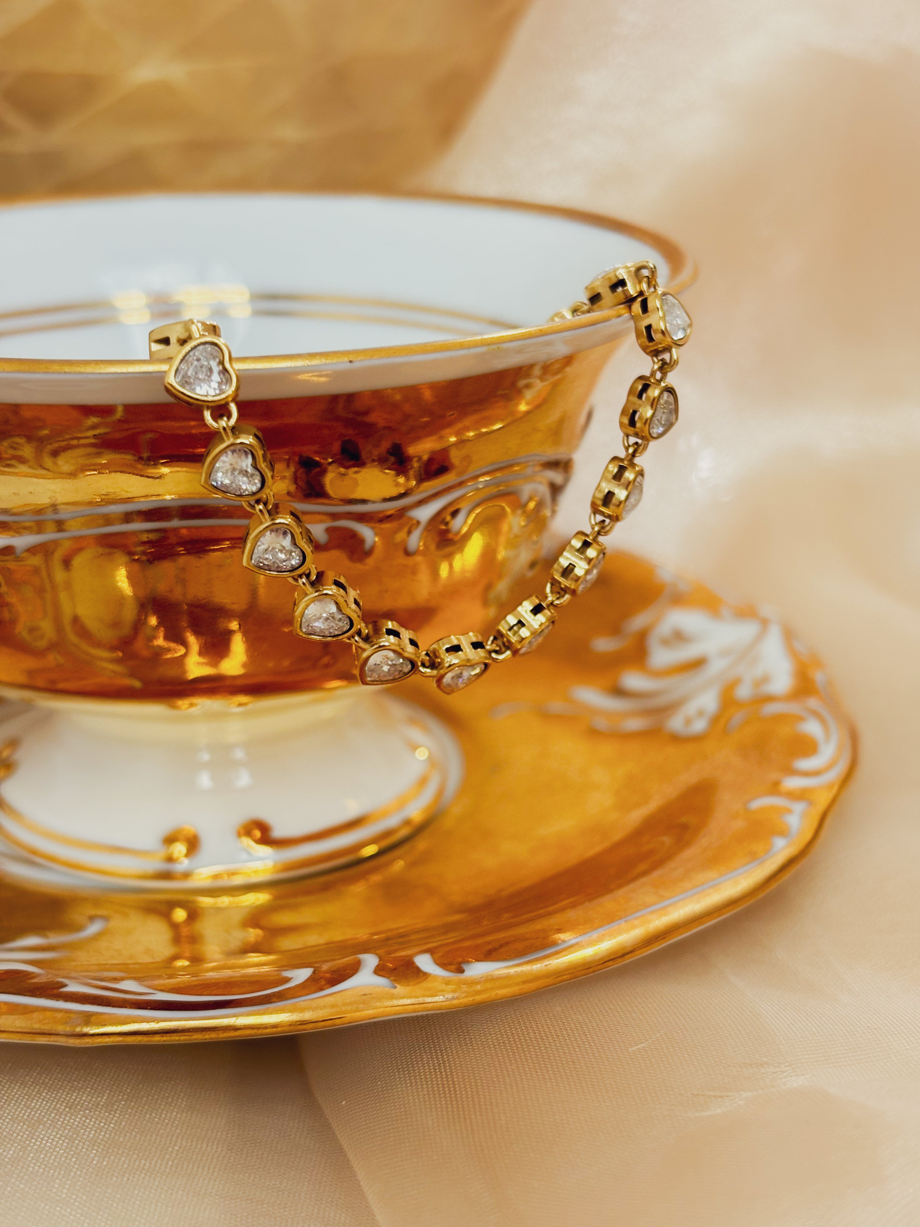 Pulseira Cyrine - Banhada a Ouro 18K