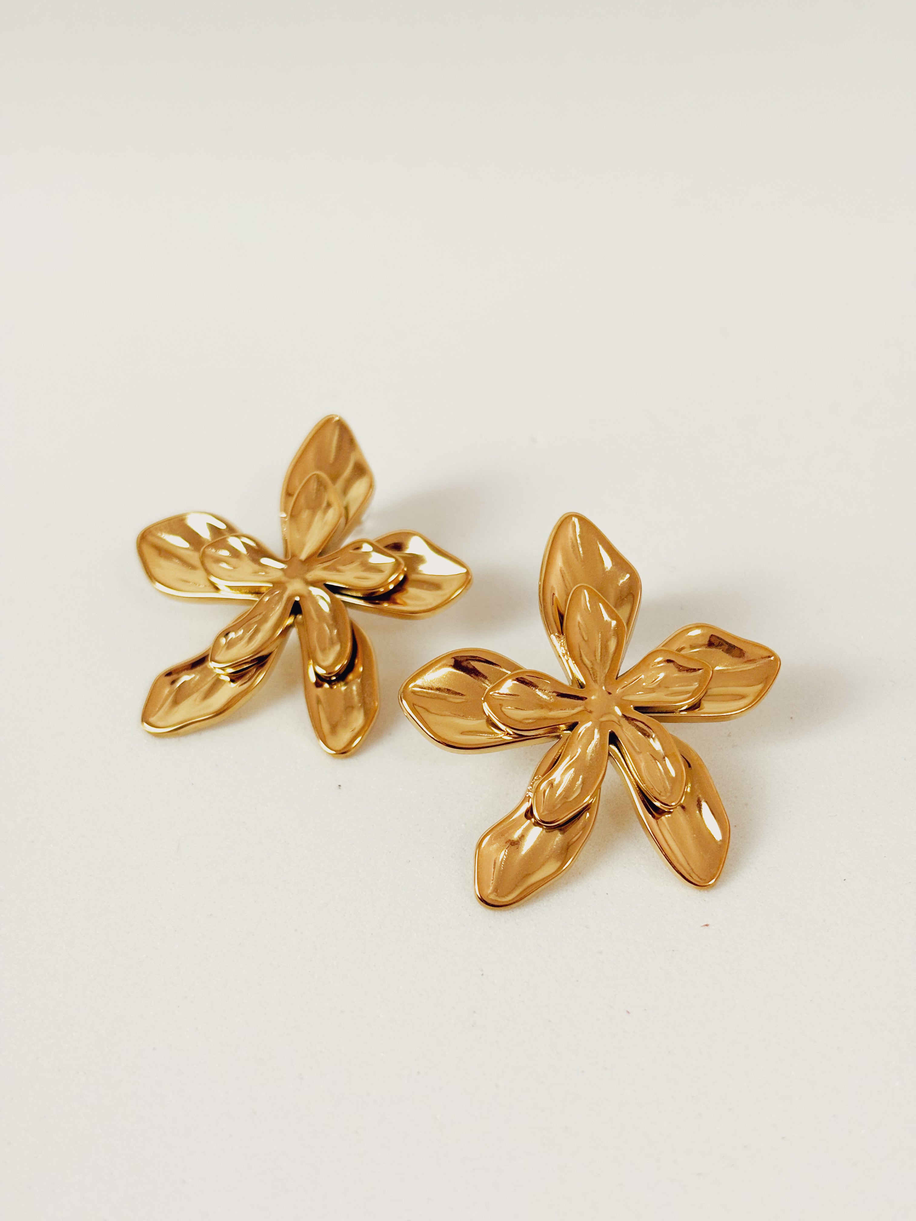 Brinco Lindy - Banhado a Ouro 18K