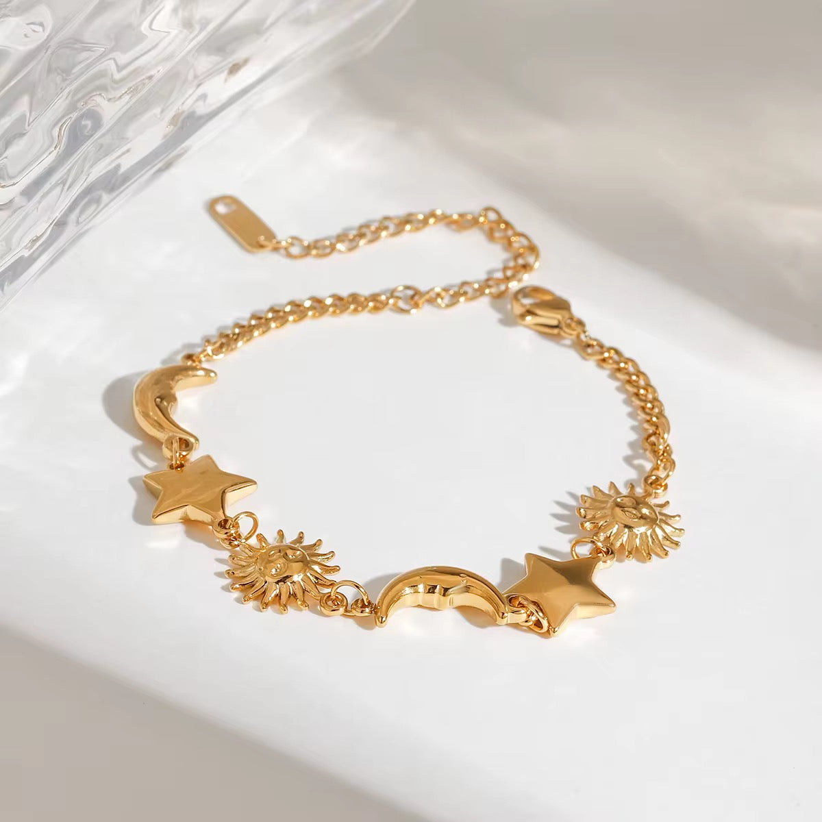 Pulseira Alverine - Banhada a Ouro 18K