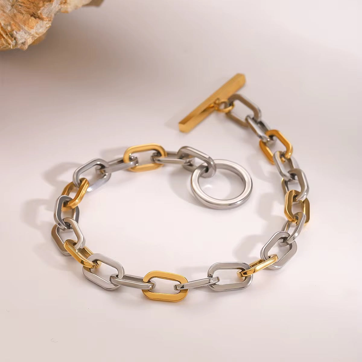 Pulseira Cylara - Banhada a Ouro 18K
