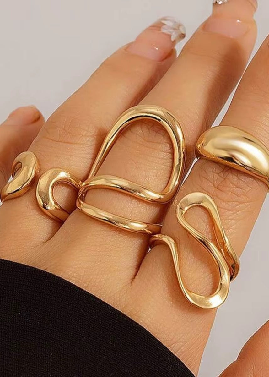 Anel Veylon - Banhado a Ouro 18K