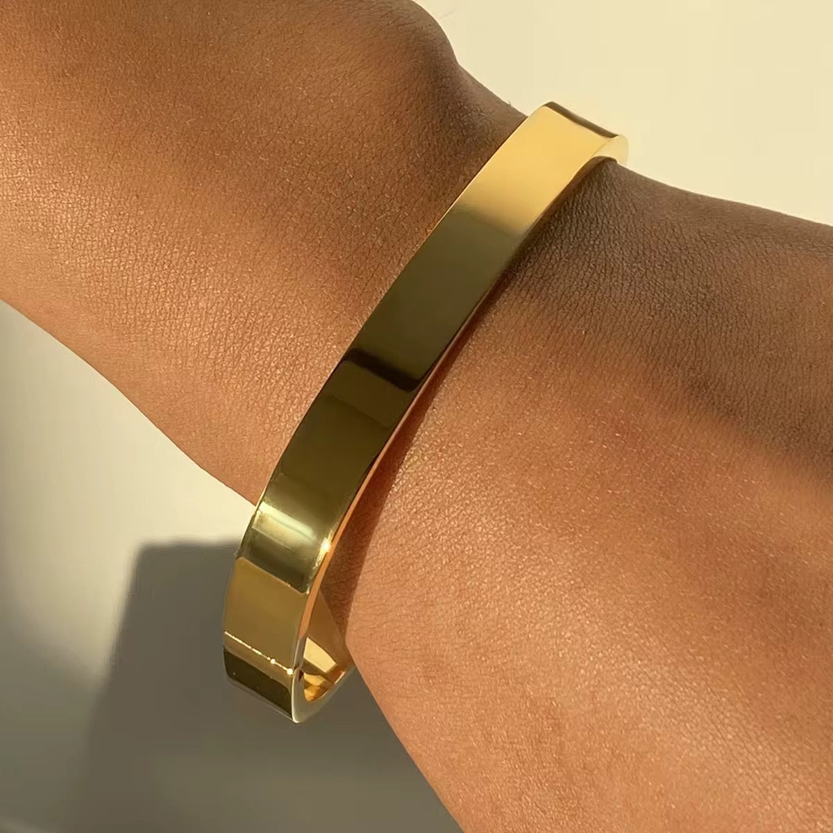 Bracelete Korvessa - Banhado a Ouro 18K