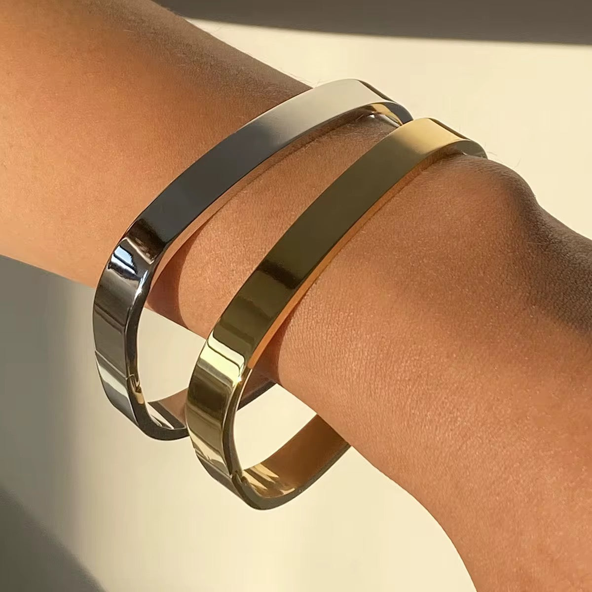 Bracelete Korvessa - Banhado a Prata