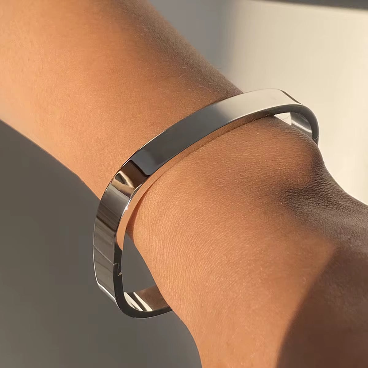 Bracelete Korvessa - Banhado a Prata