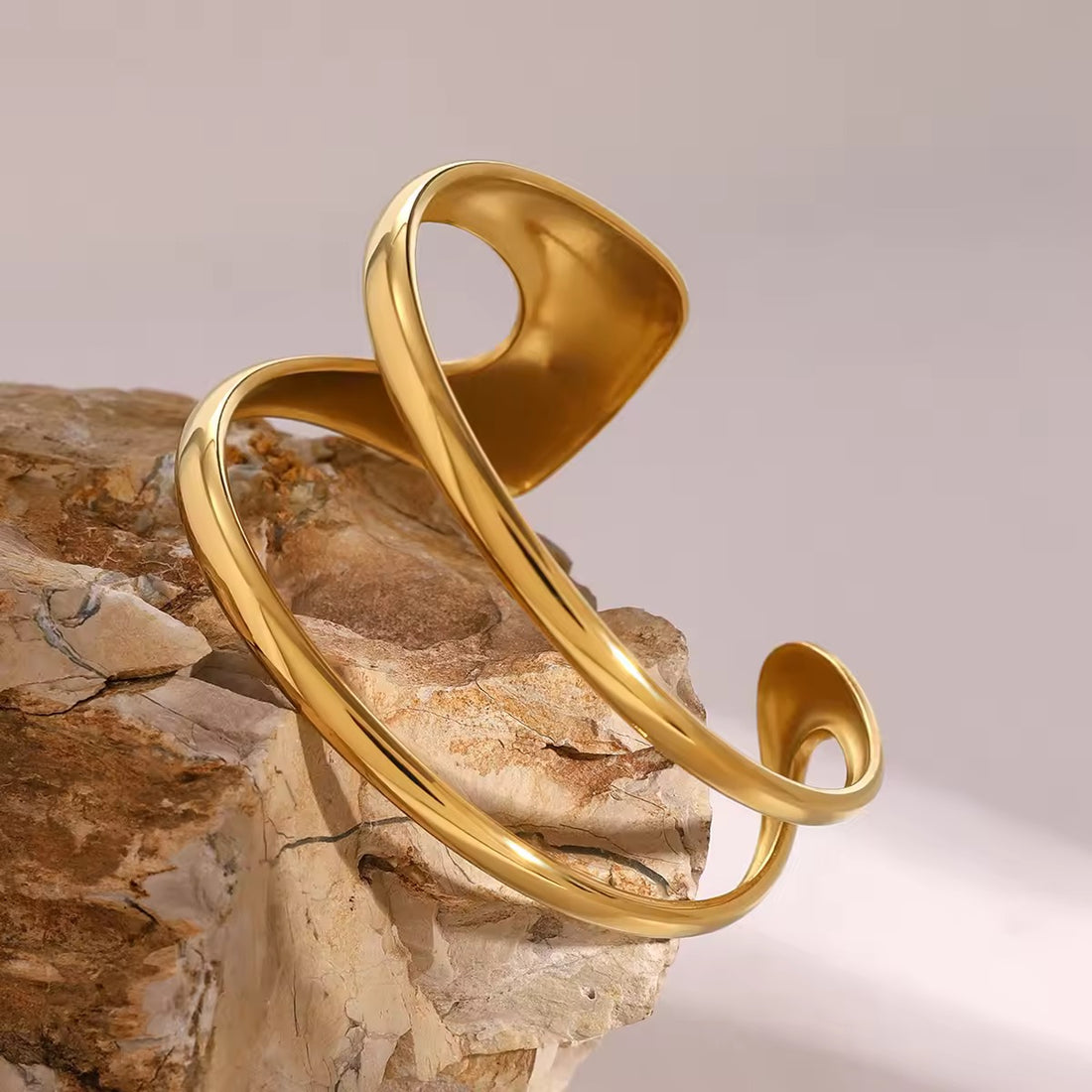 Bracelete Cyronis - Banhado a Ouro 18K
