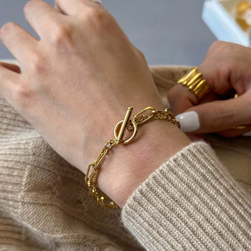 Pulseira Nelyra - Banhada a Ouro 18K