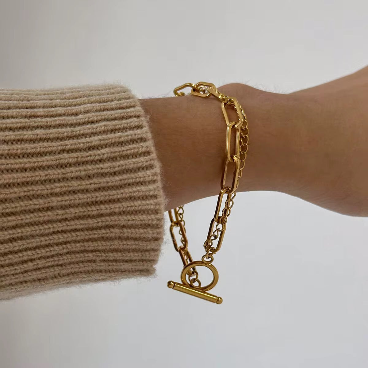 Pulseira Nelyra - Banhada a Ouro 18K