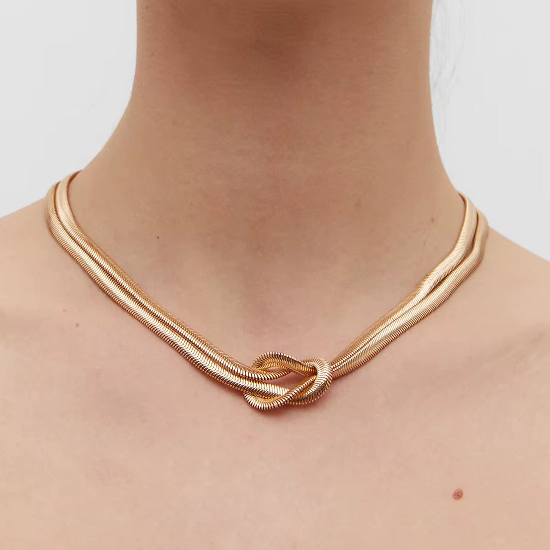 Colar Aerionis - Banhado a Ouro 18K