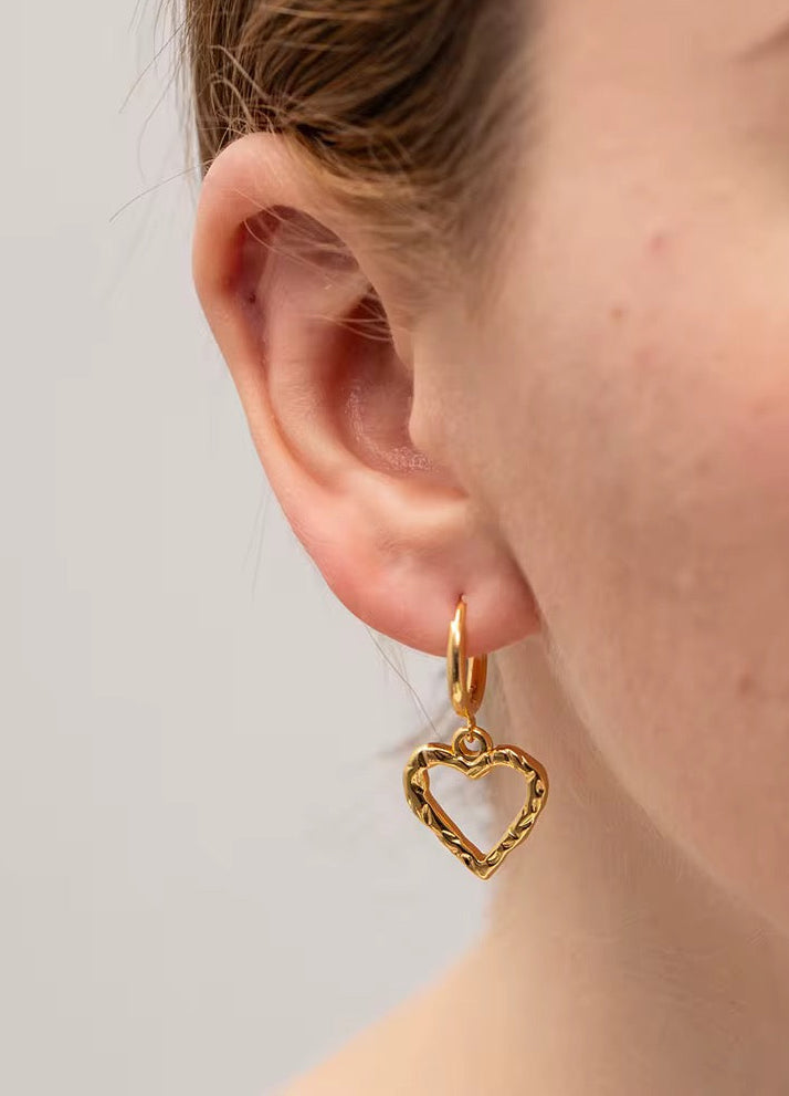 Brinco Vorynna - Banhado a Ouro 18K