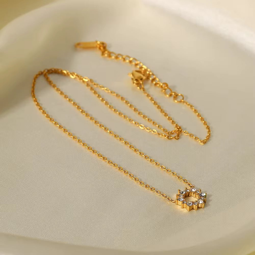 Colar Zarionne - Banhado a Ouro 18K