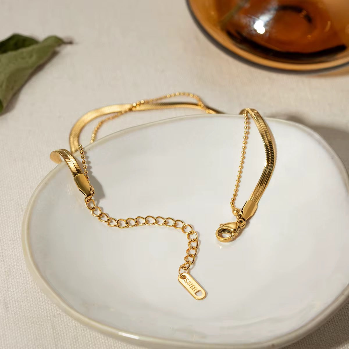 Tornozeleira Elyssrae - Banhada a Ouro 18K