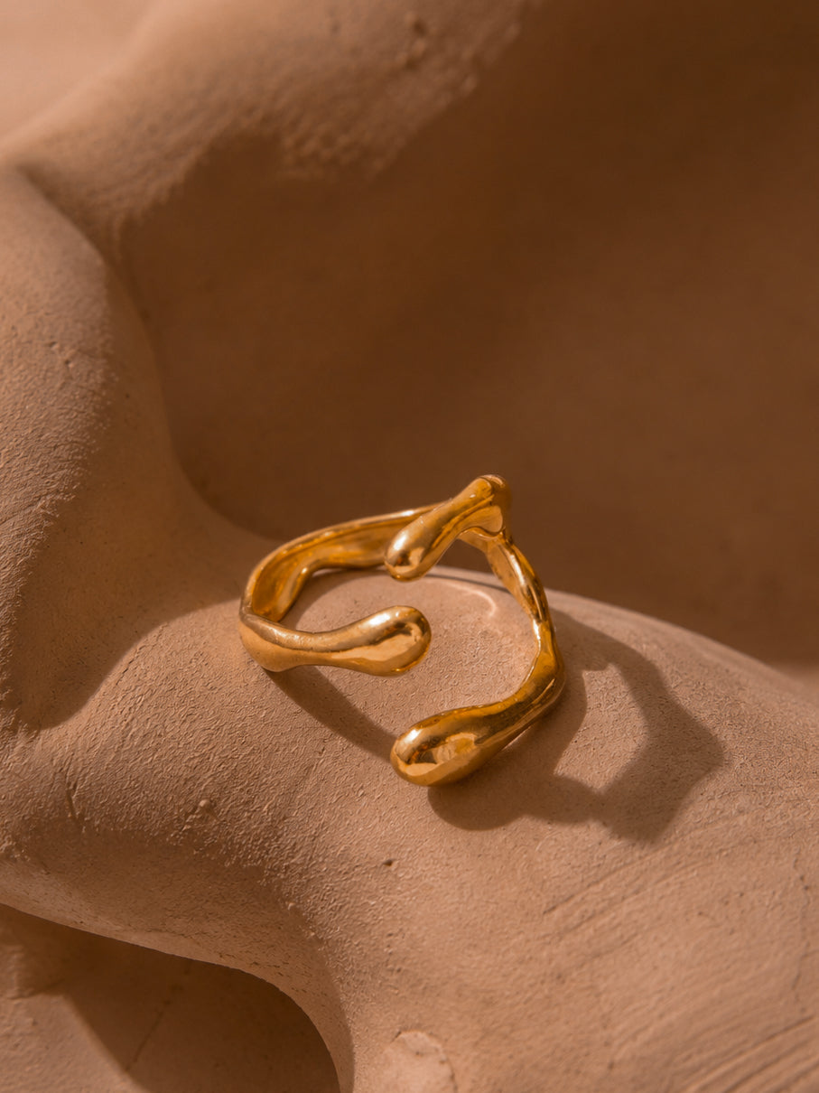 Anel Aelvoria - Banhado a Ouro 18K
