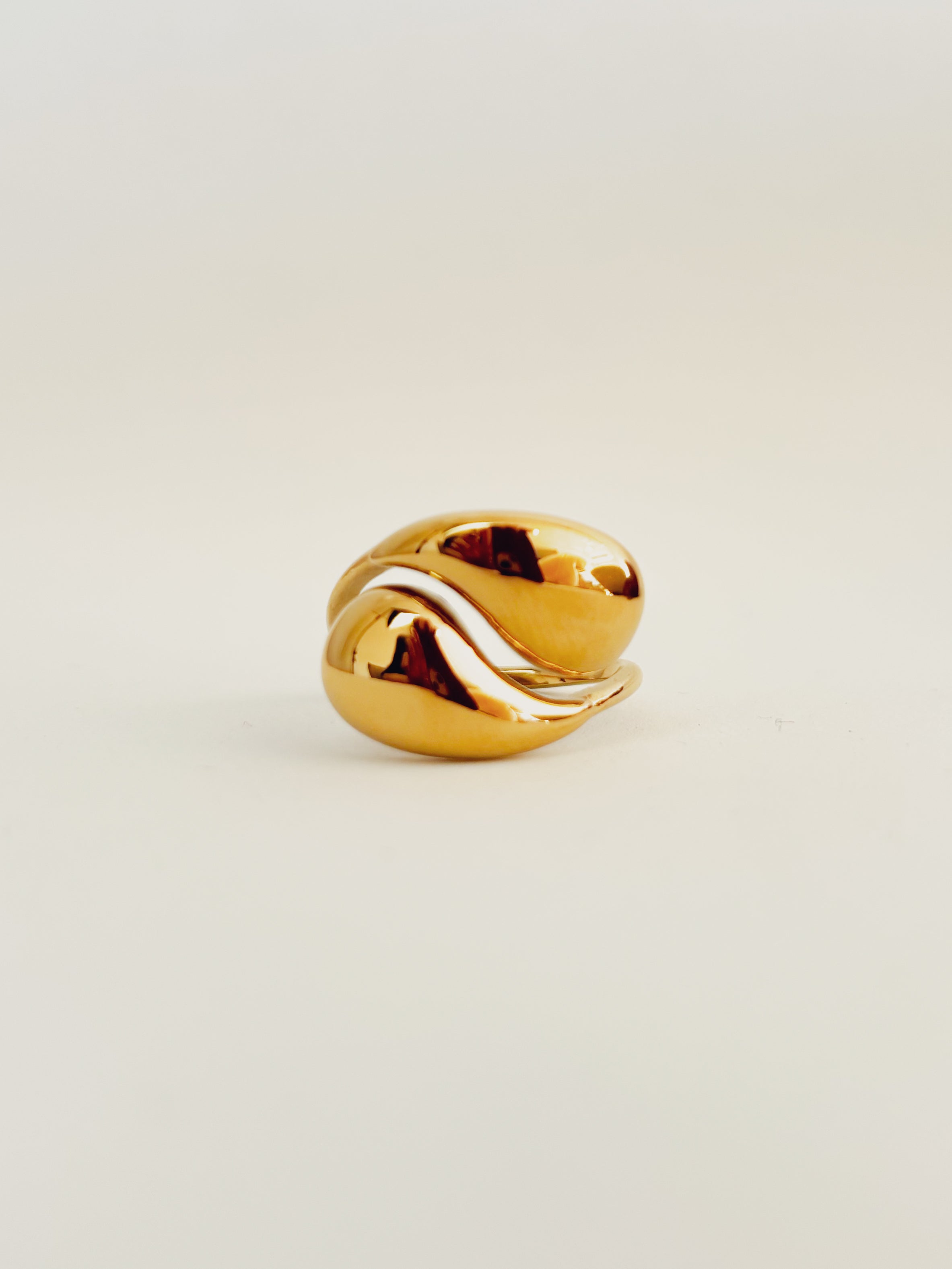 Anel Avalyss - Banhado a Ouro 18K