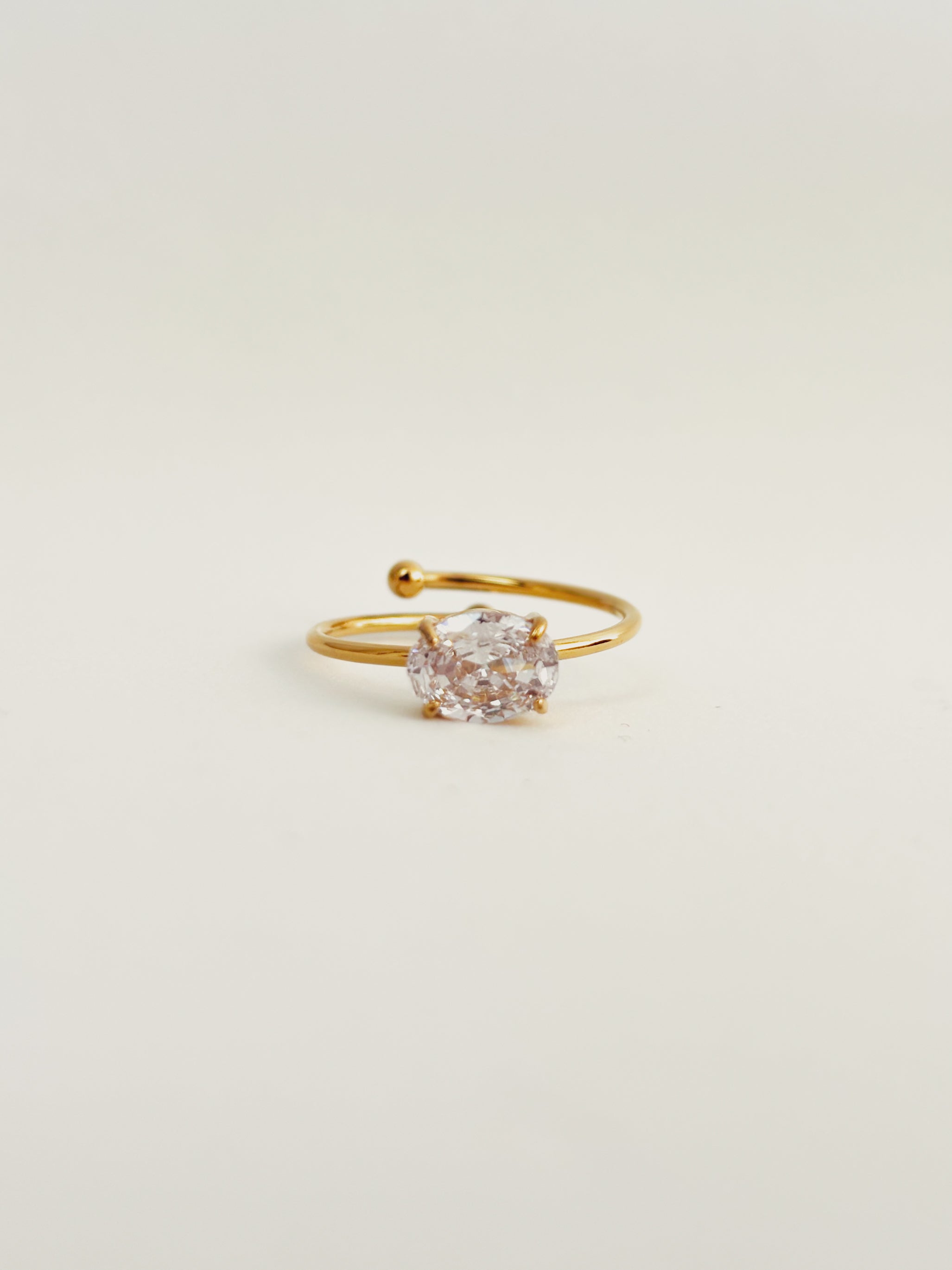 Anel Cyralis - Banhado a Ouro 18K